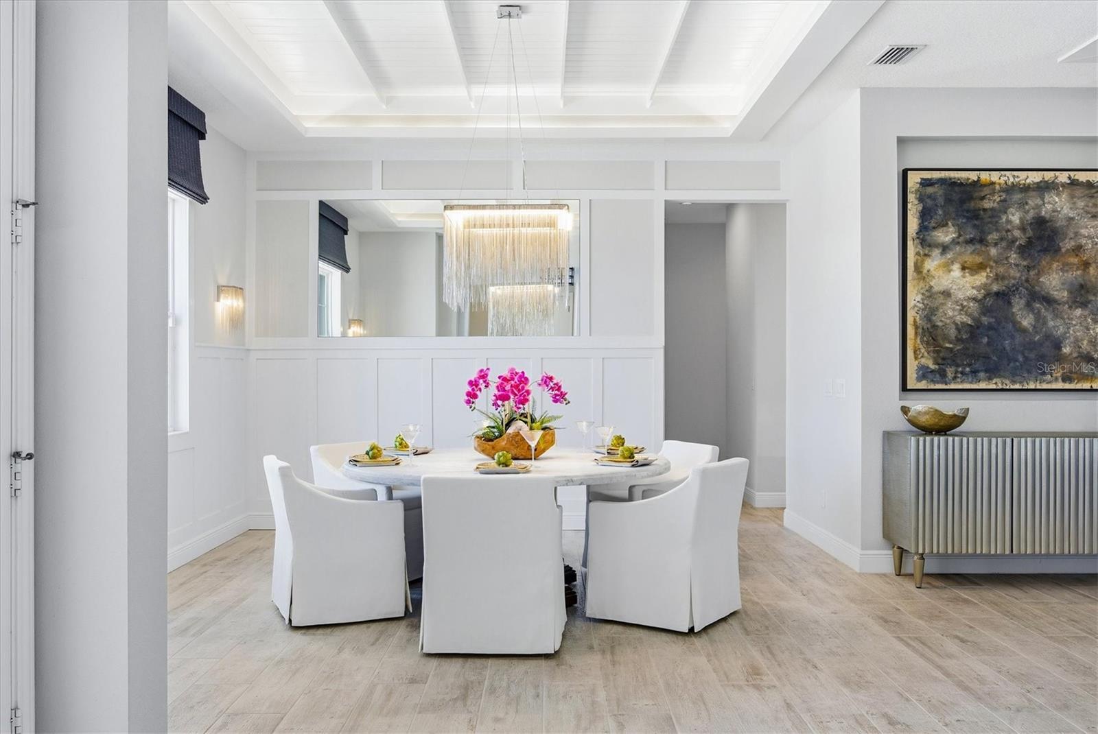 HAMPTON LAKES - Residential