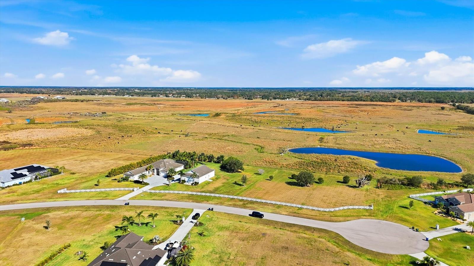 HAMPTON LAKES - Residential