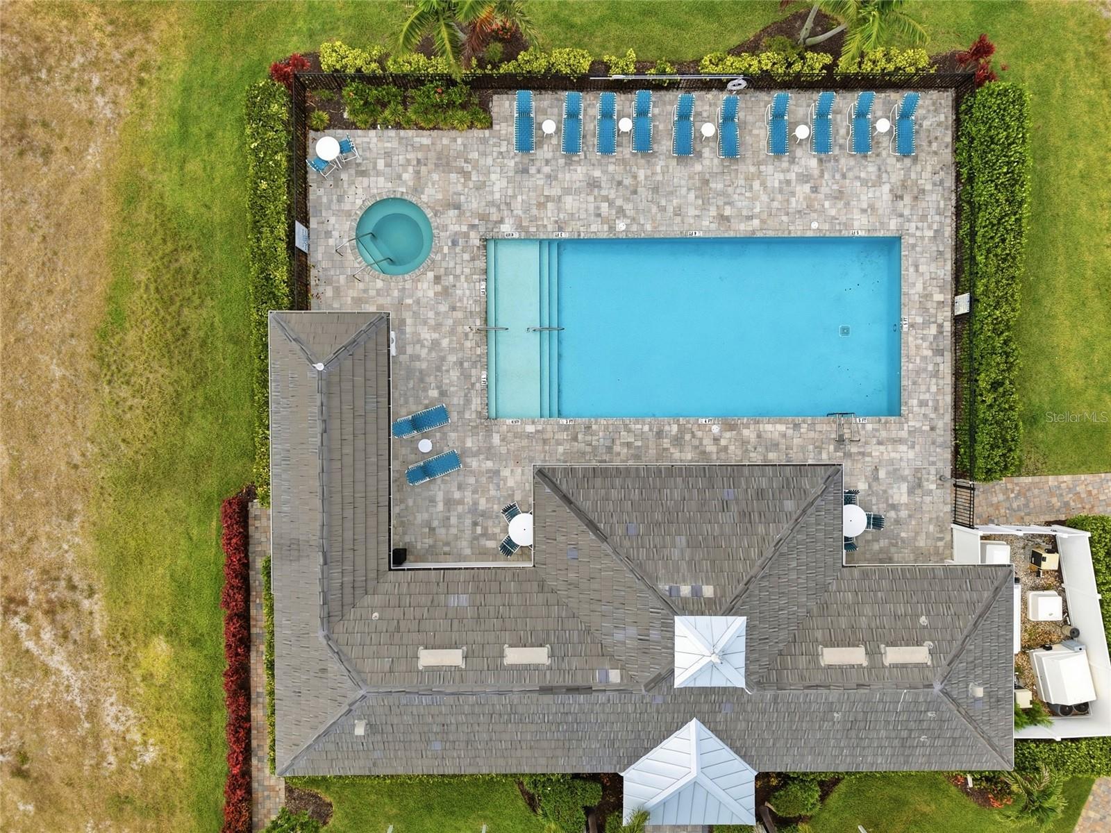 WATERCOLOR PLACE - Residential