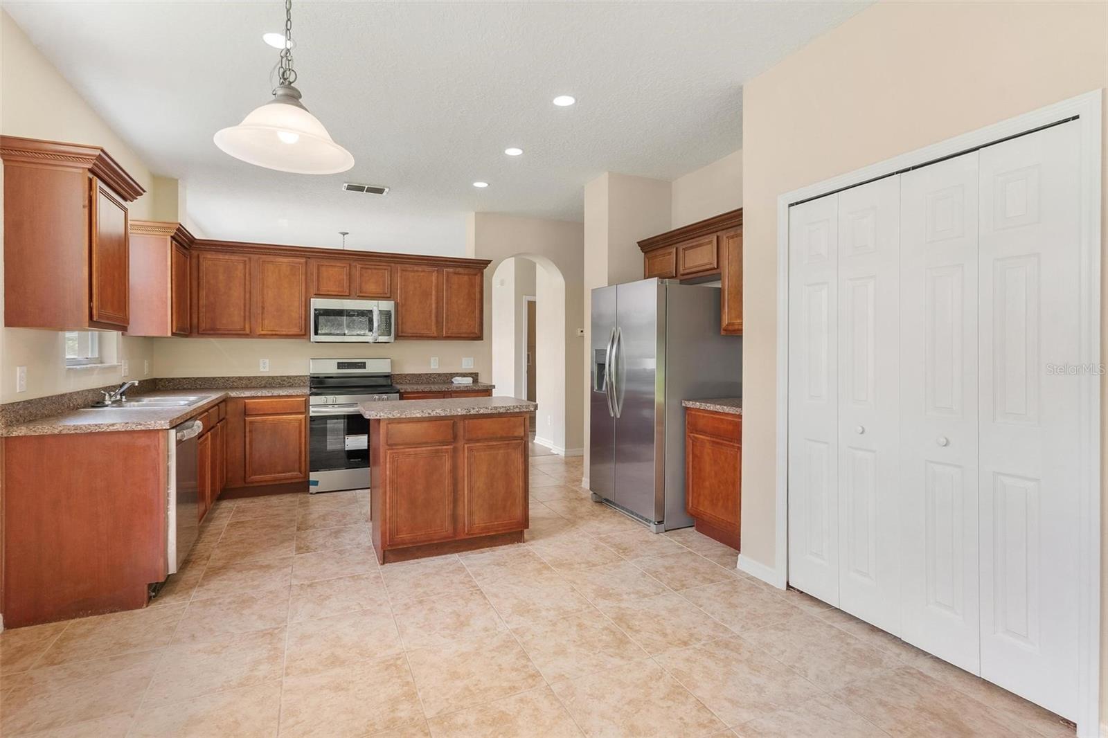 SPRING RIDGE ESTATES - Residential