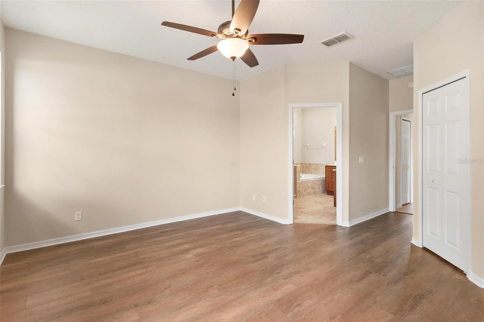 SPRING RIDGE ESTATES - Residential