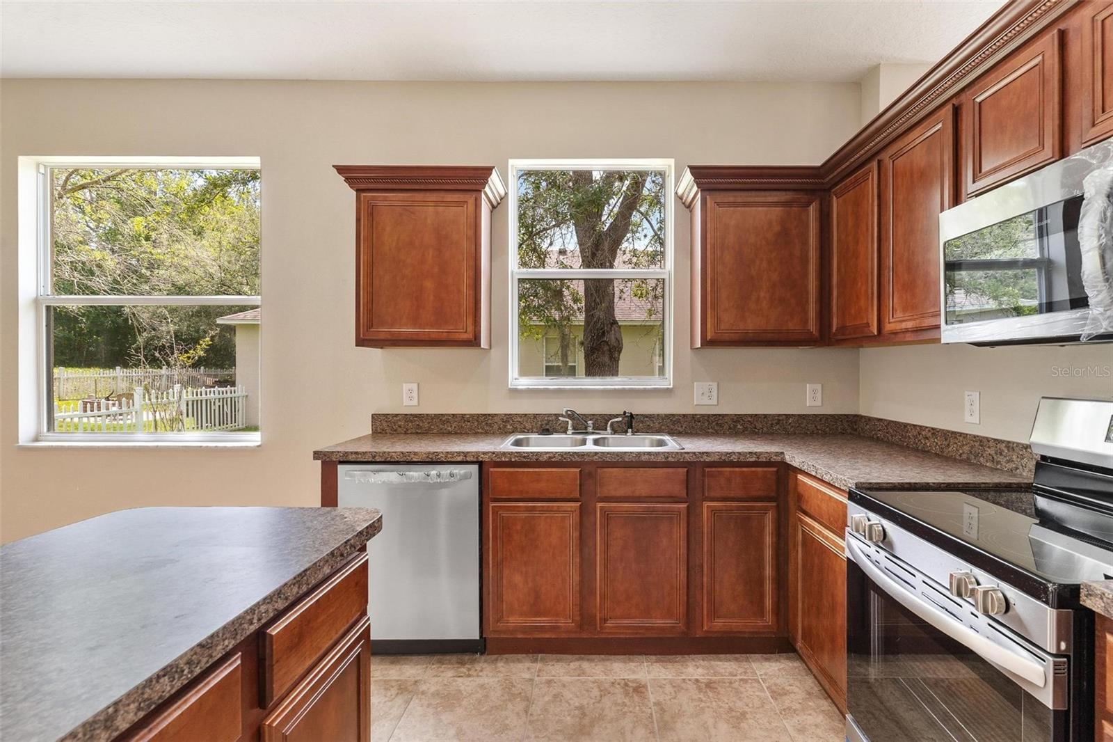 SPRING RIDGE ESTATES - Residential