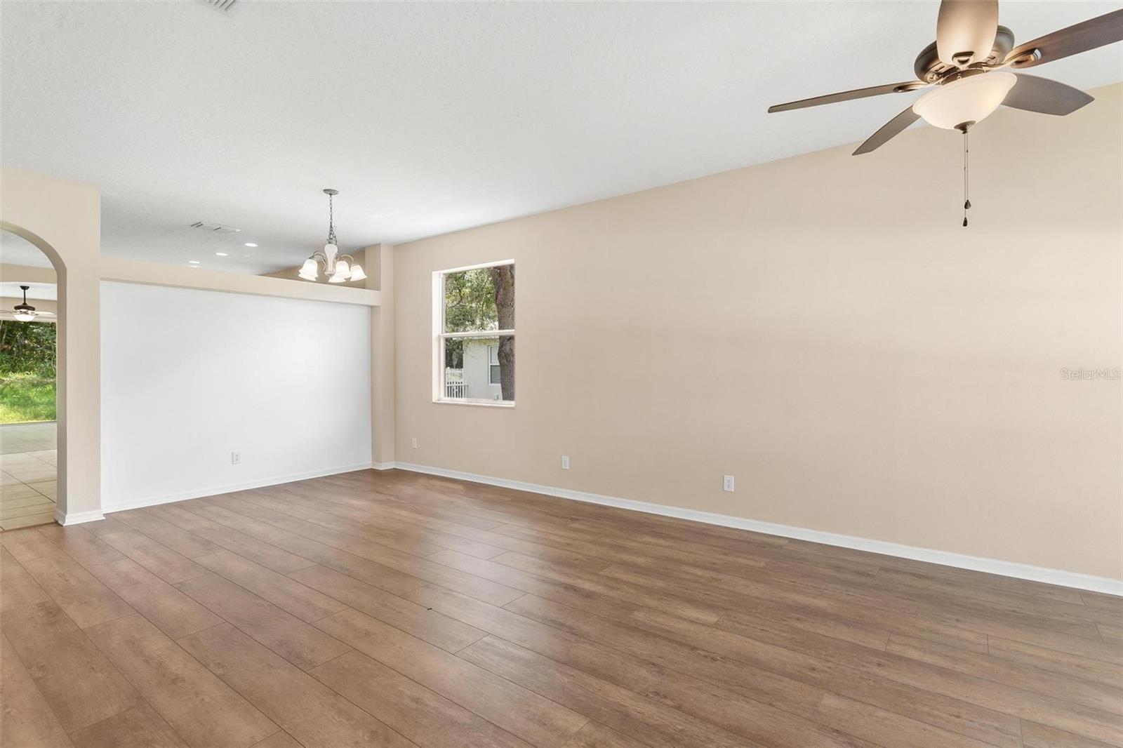 SPRING RIDGE ESTATES - Residential