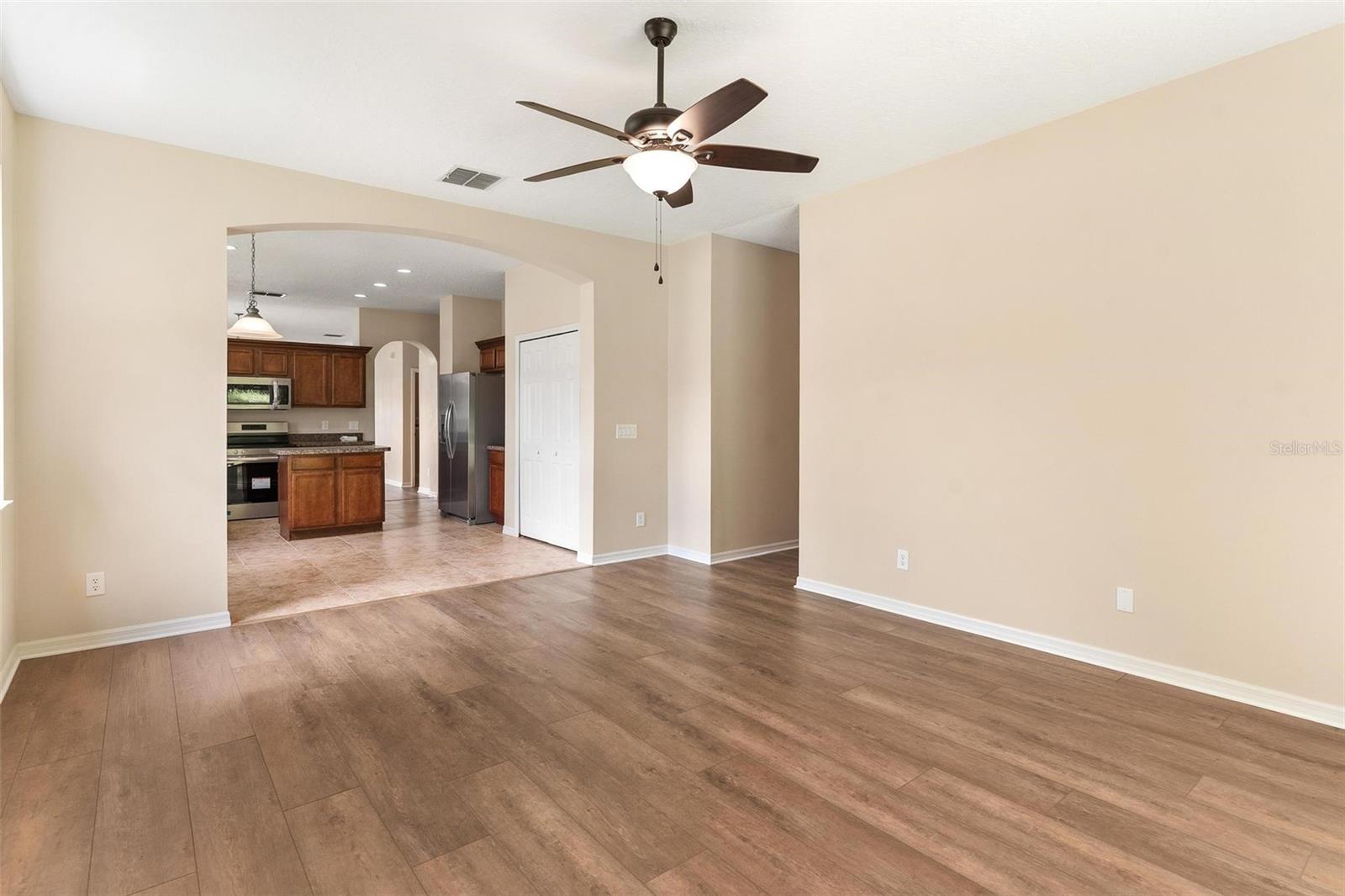 SPRING RIDGE ESTATES - Residential