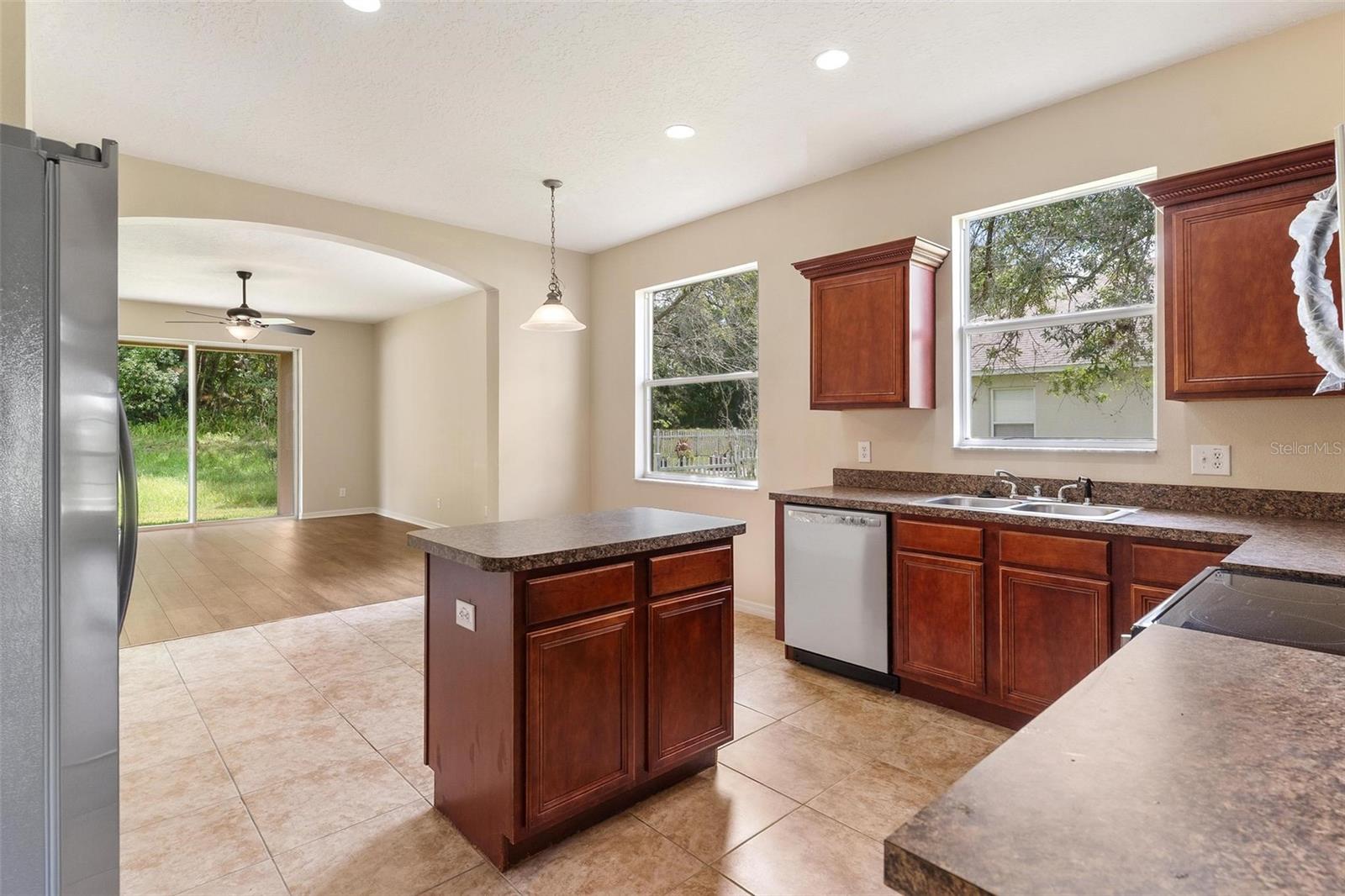 SPRING RIDGE ESTATES - Residential