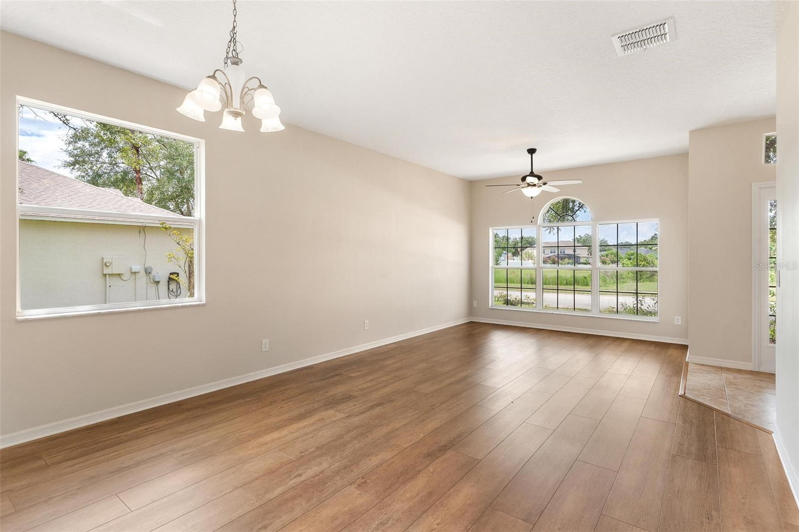 SPRING RIDGE ESTATES - Residential