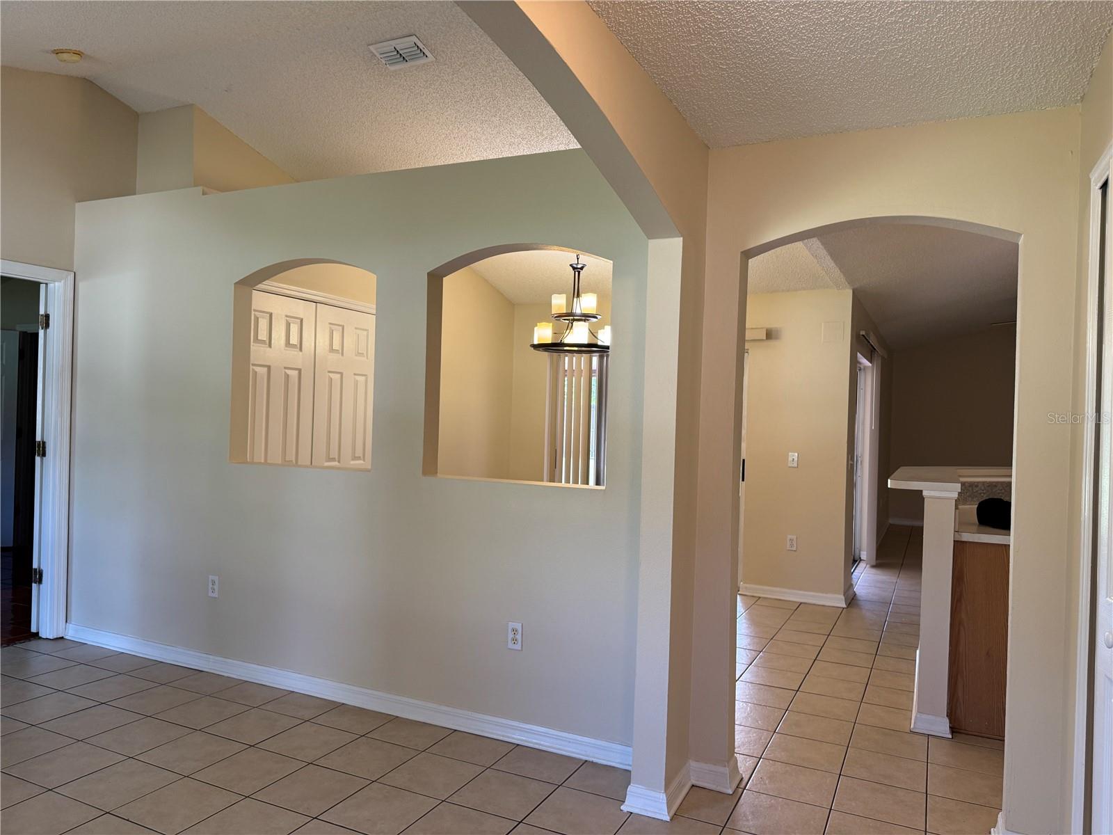 DELTONA LAKES UNIT 04 - Residential
