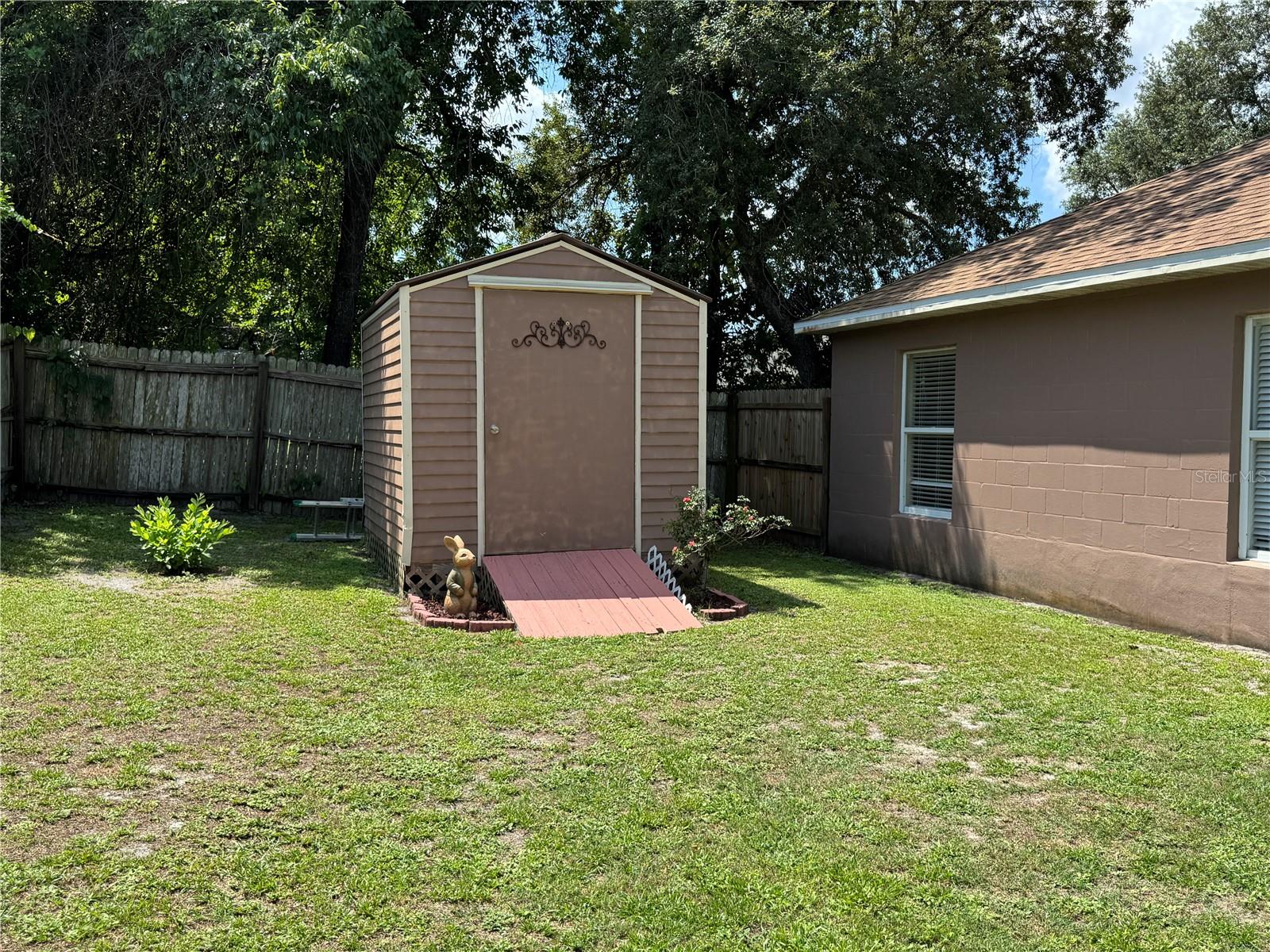 DELTONA LAKES UNIT 04 - Residential