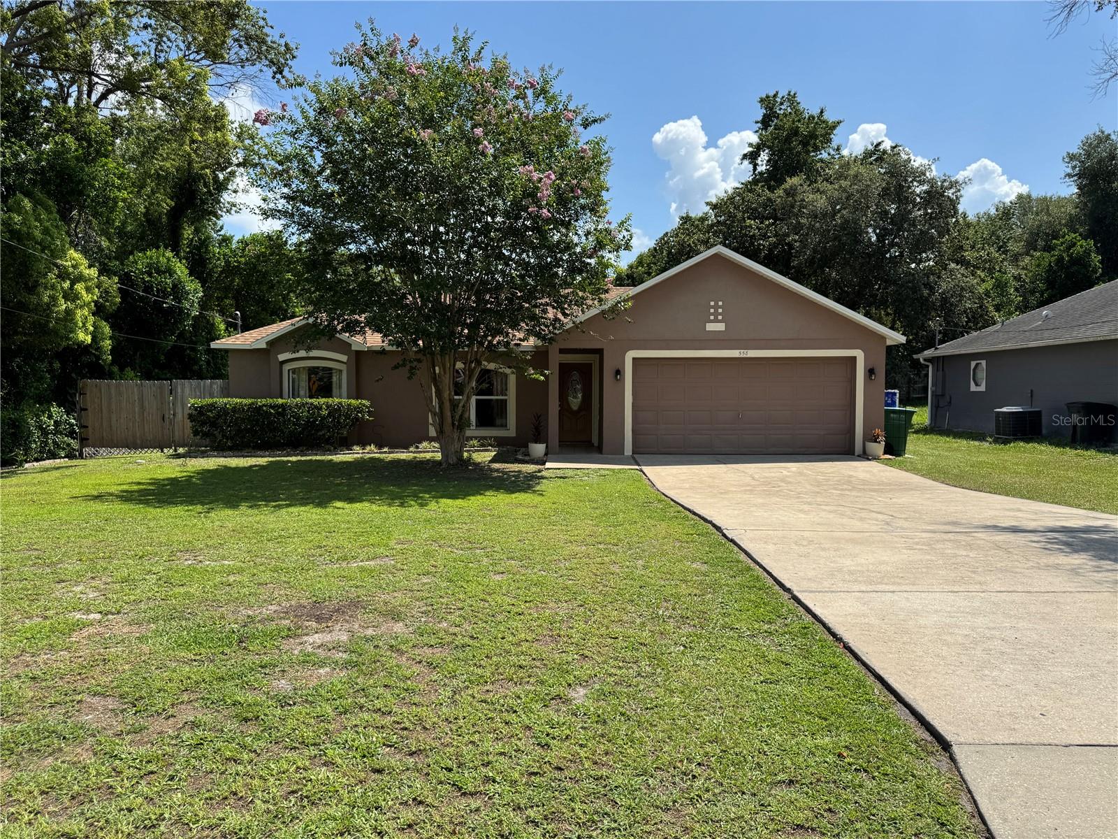 DELTONA LAKES UNIT 04 - Residential