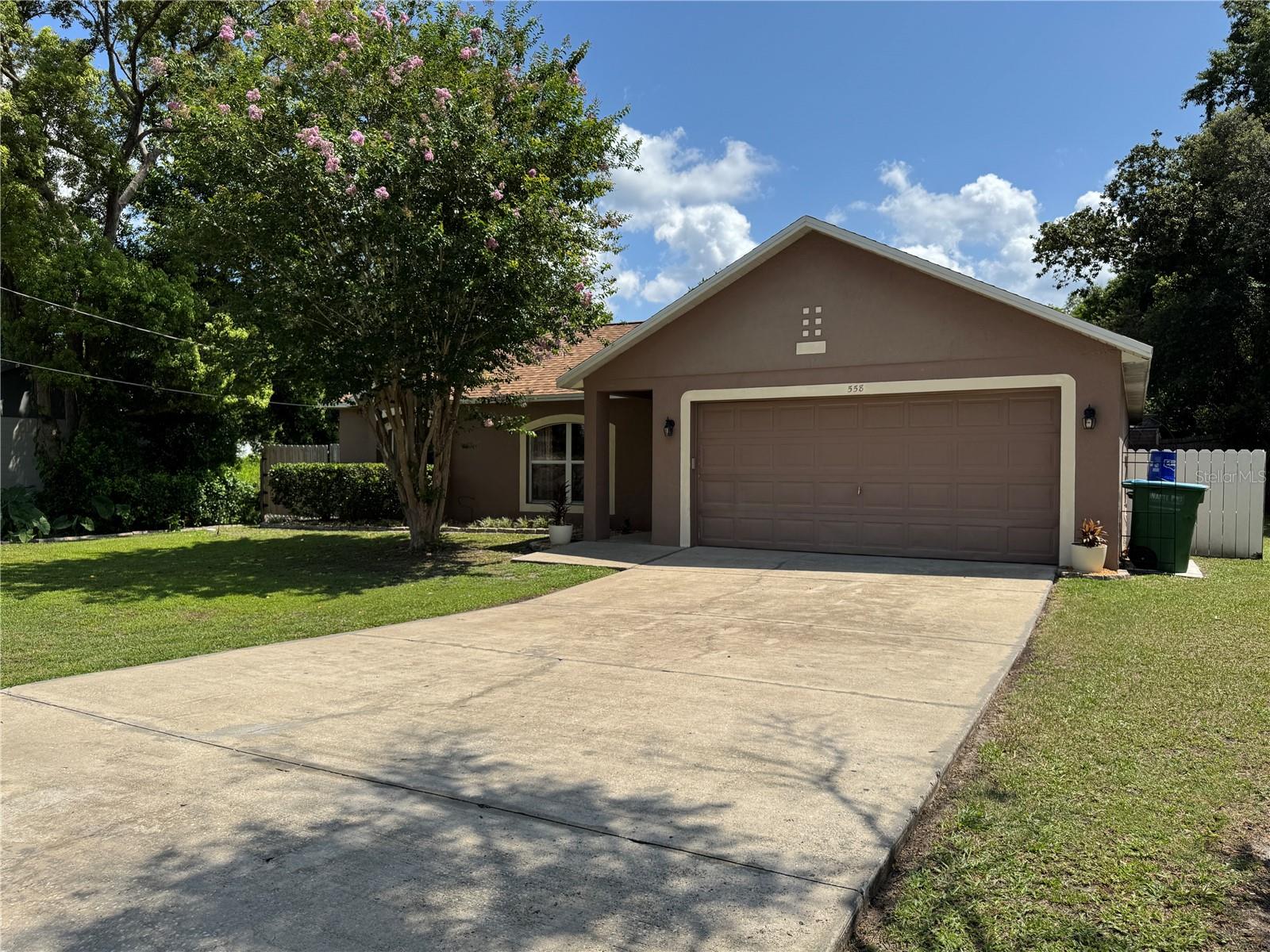 DELTONA LAKES UNIT 04 - Residential
