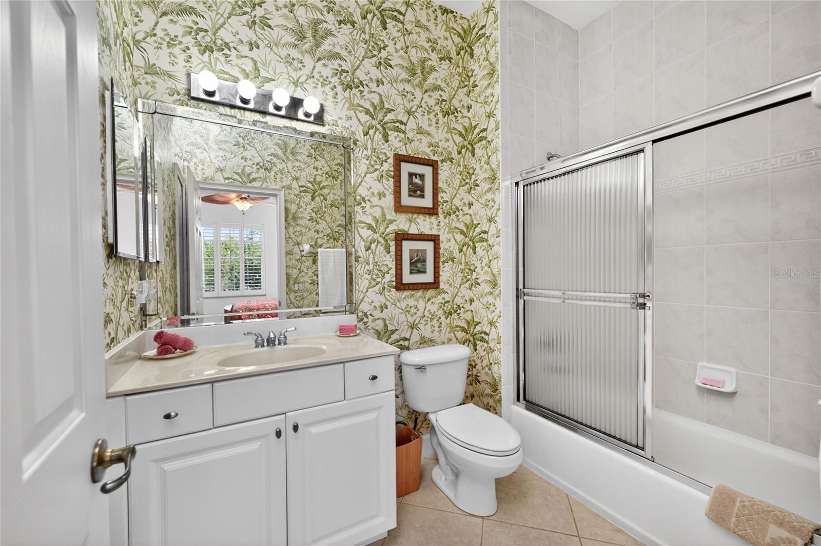 SUNSET KEY II LAND CONDO - Residential
