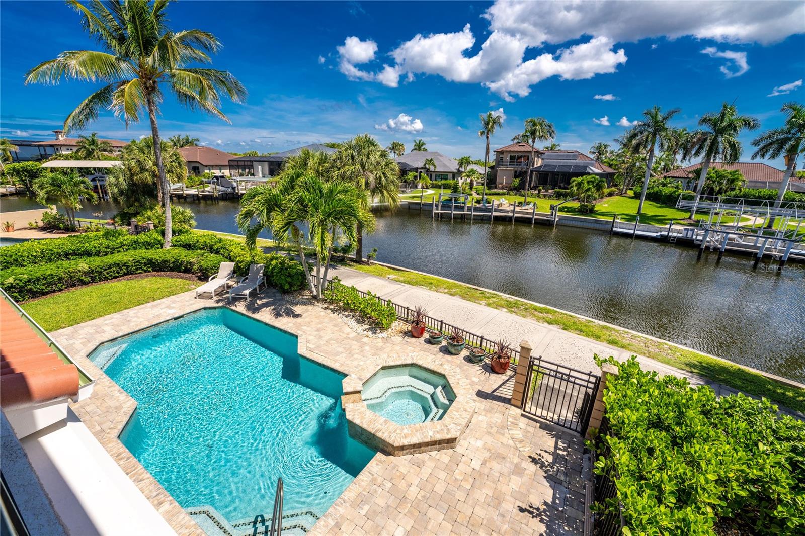 SUNSET KEY II LAND CONDO - Residential