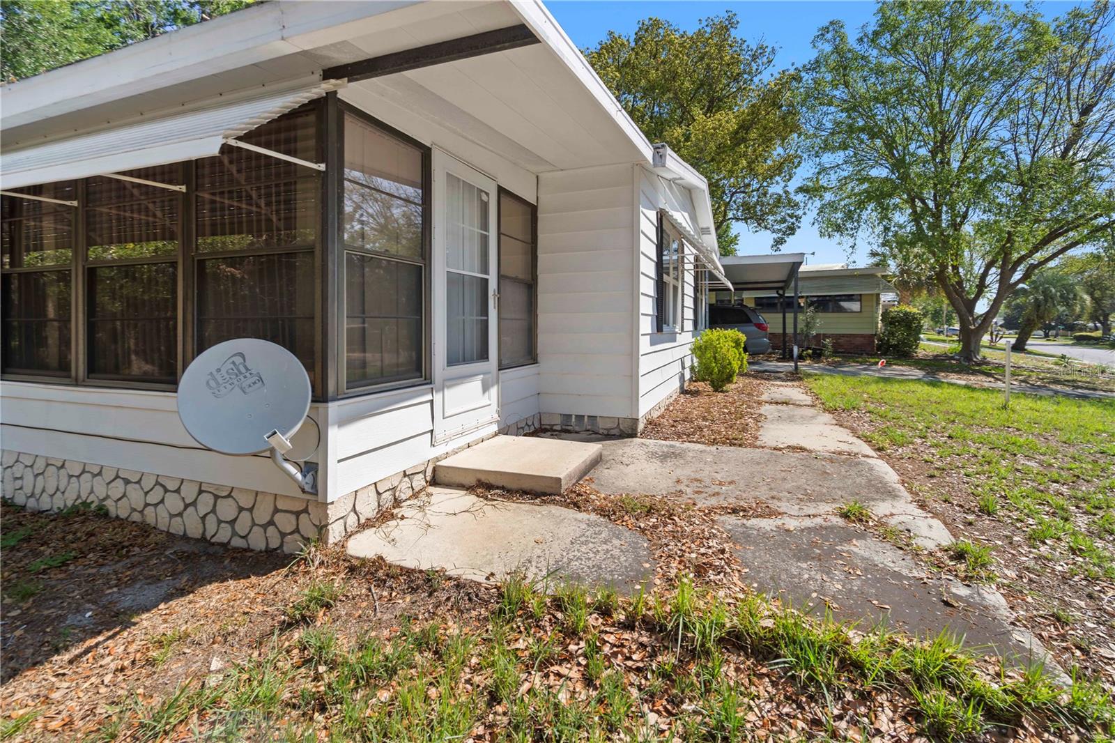 LADY LAKE ORANGE BLOSSOM GARDENS UNIT 07 - Residential