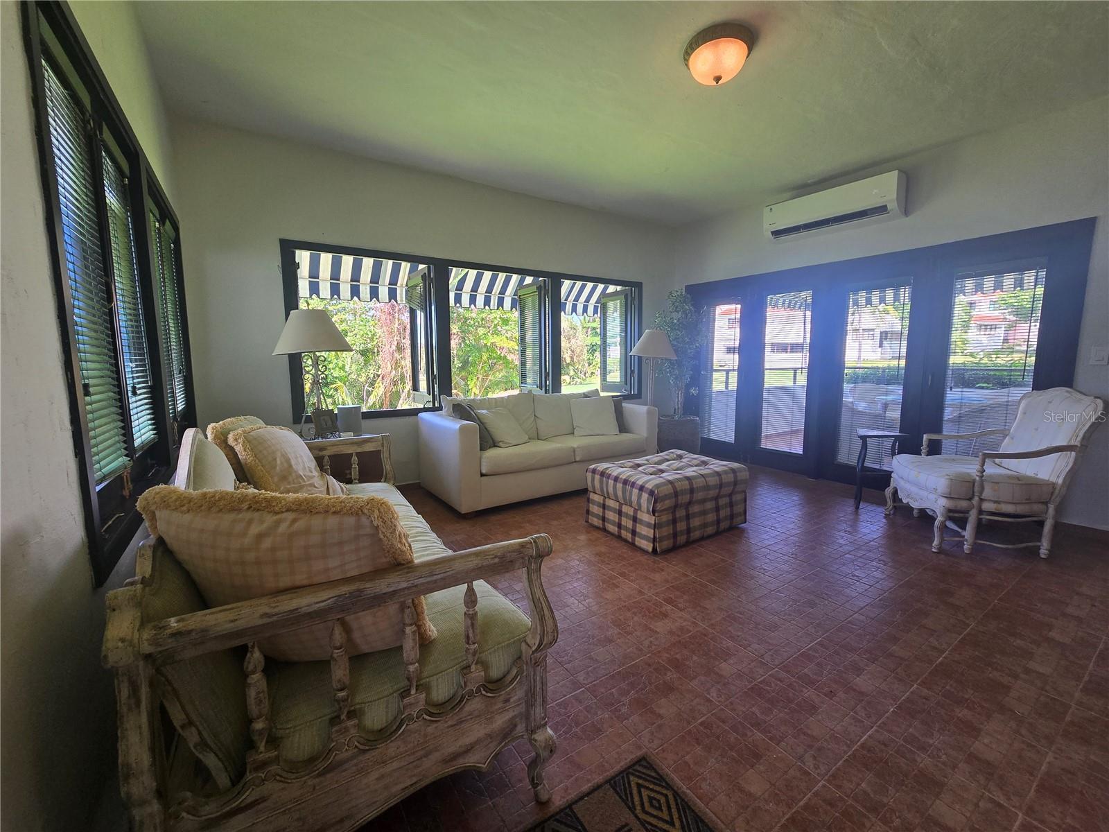 CLUSTER 2, RIO MAR - Residential