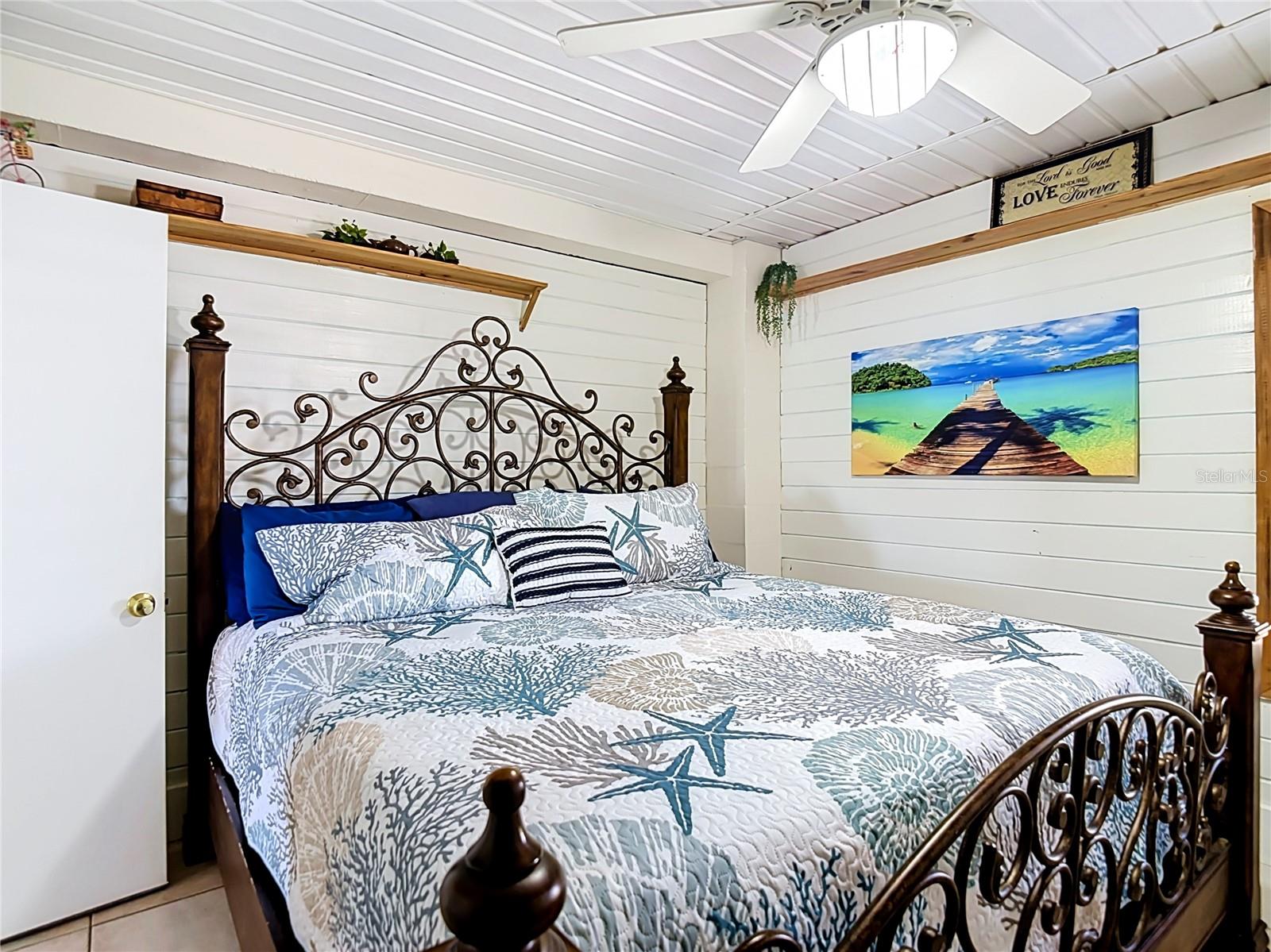 HERNANDO BEACH - Residential