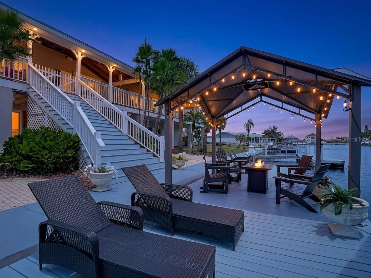 HERNANDO BEACH - Residential