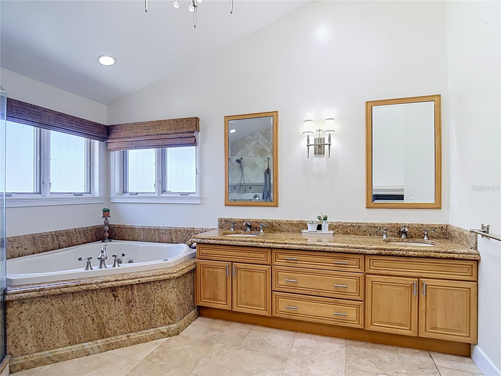 HERNANDO BEACH - Residential