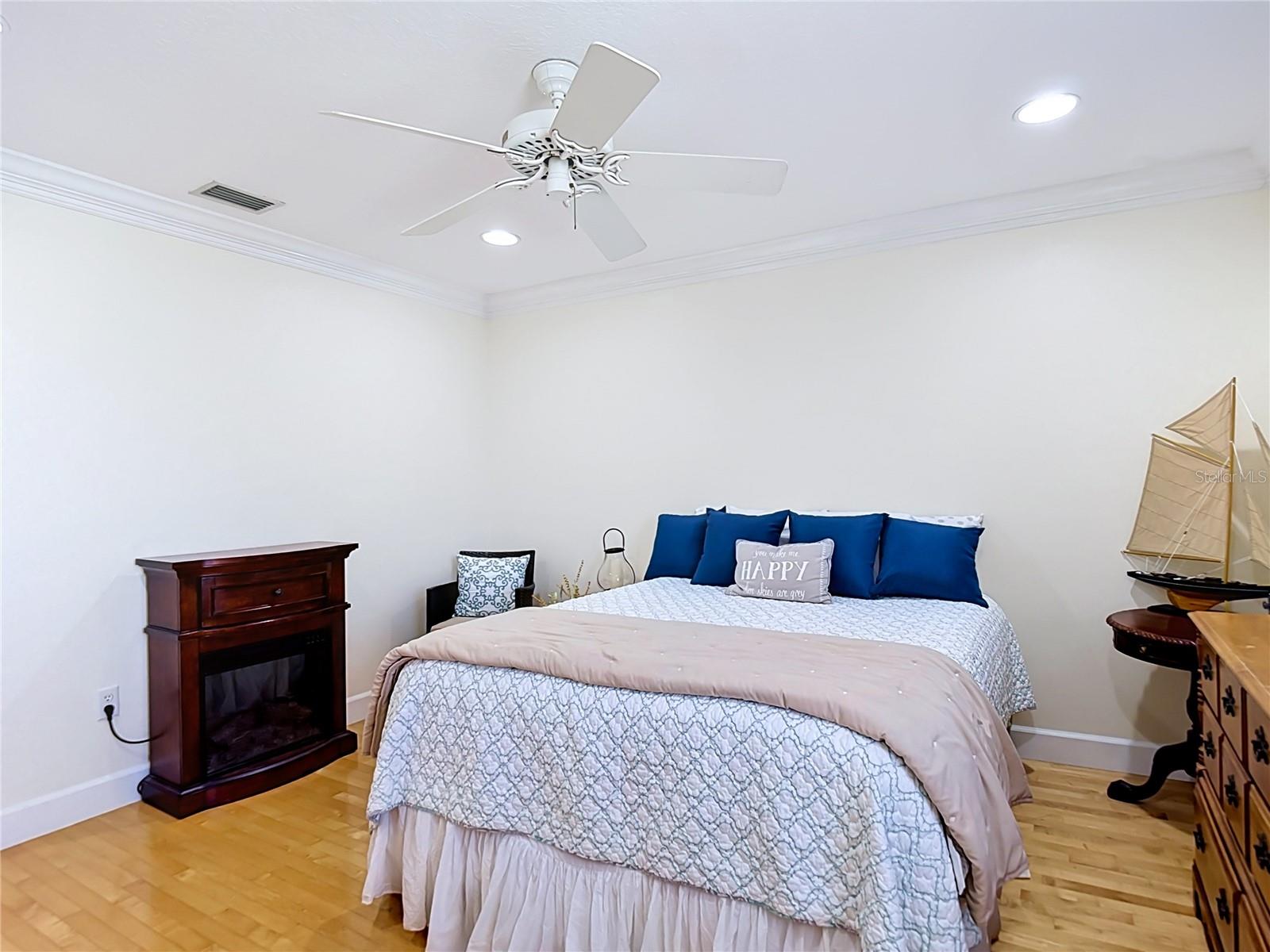 HERNANDO BEACH - Residential