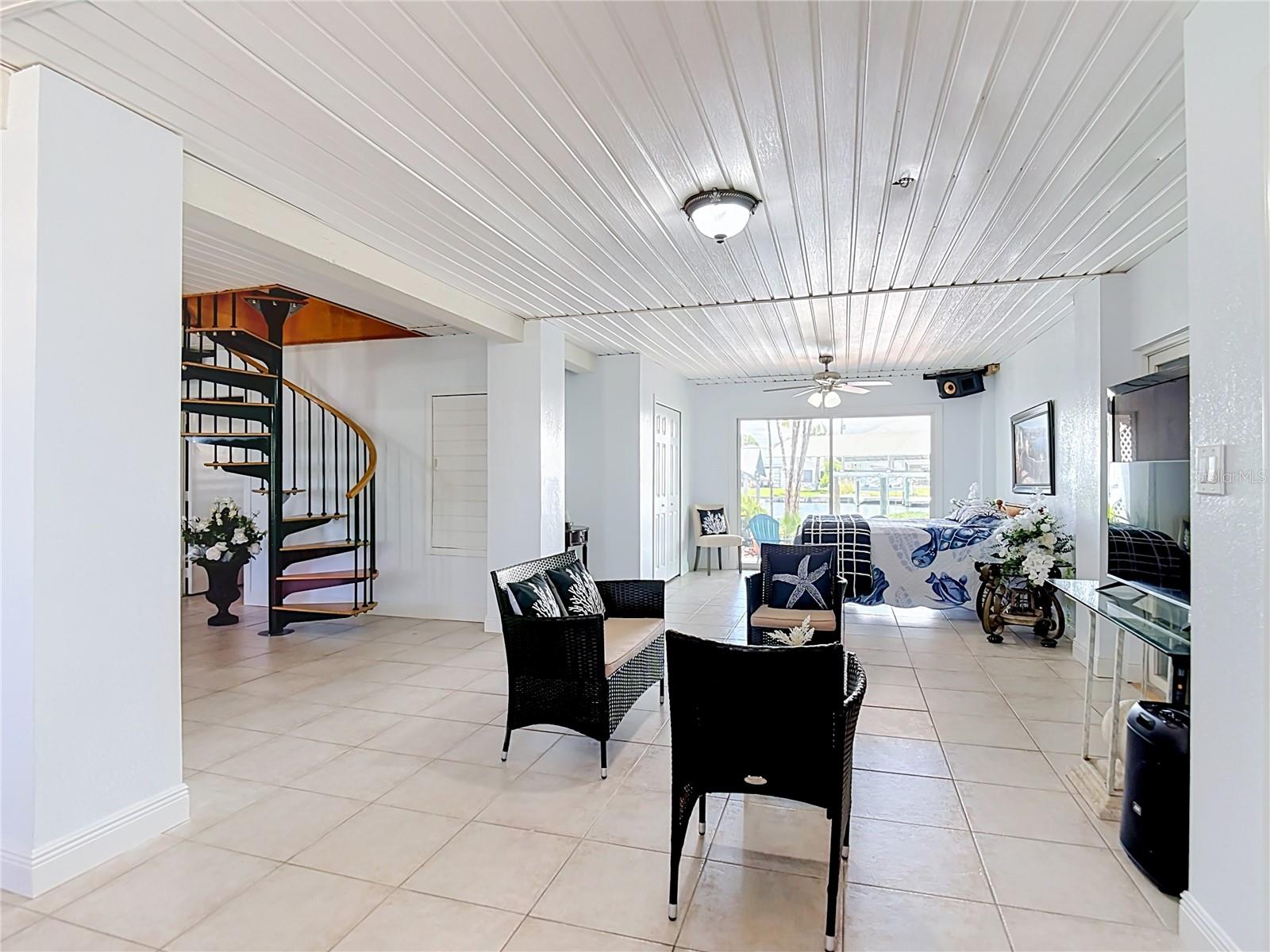 HERNANDO BEACH - Residential