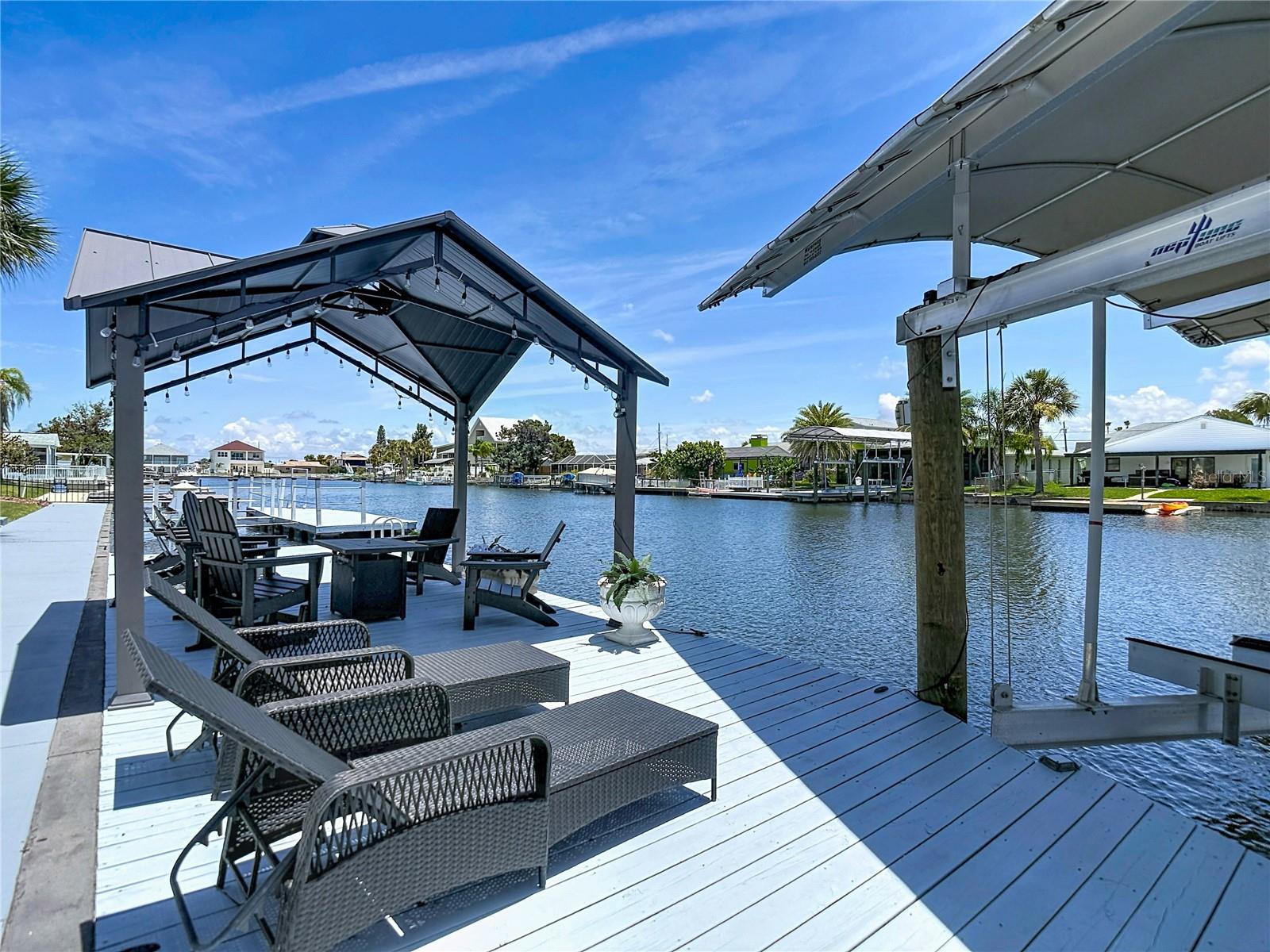 HERNANDO BEACH - Residential