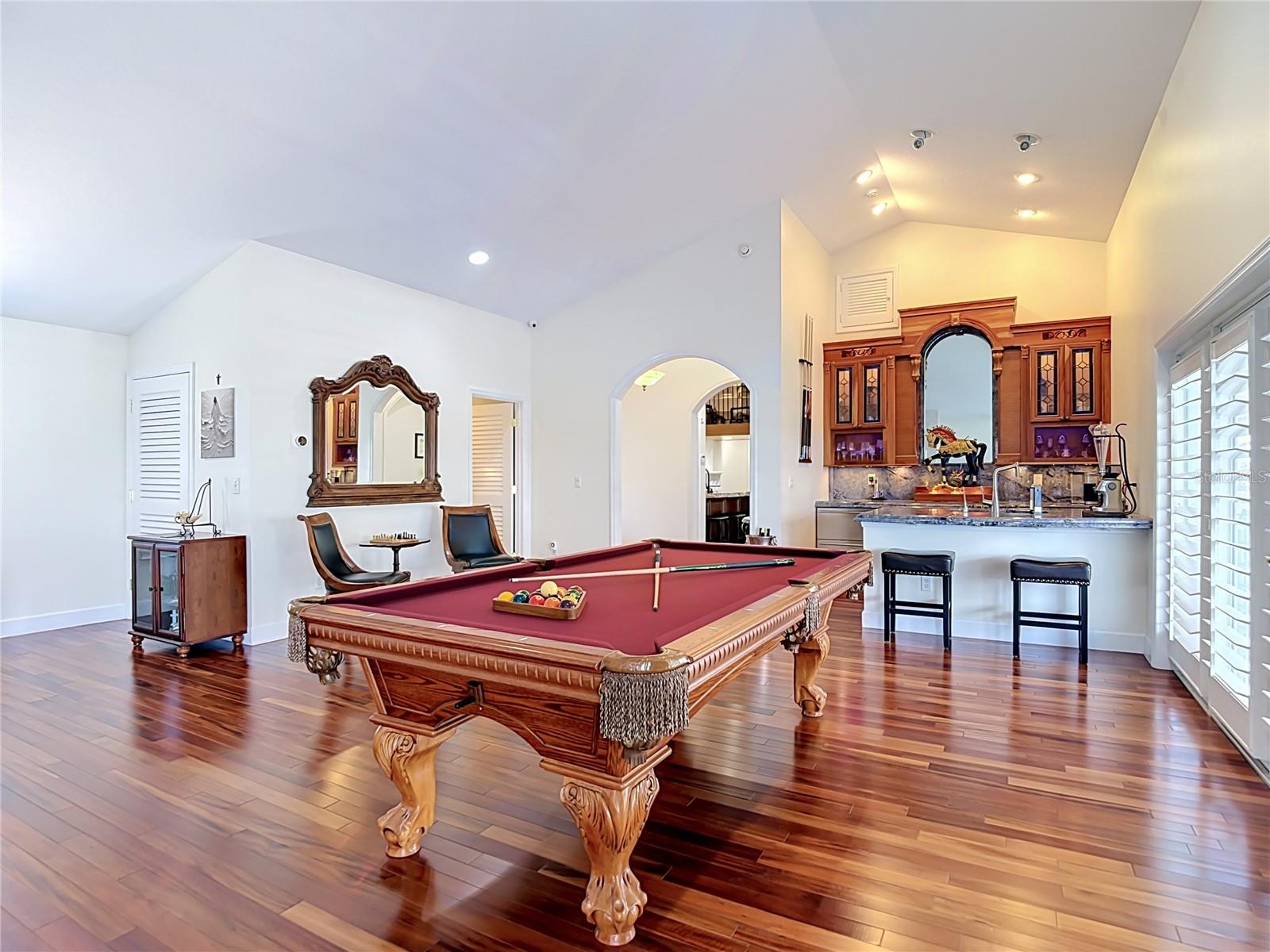 HERNANDO BEACH - Residential