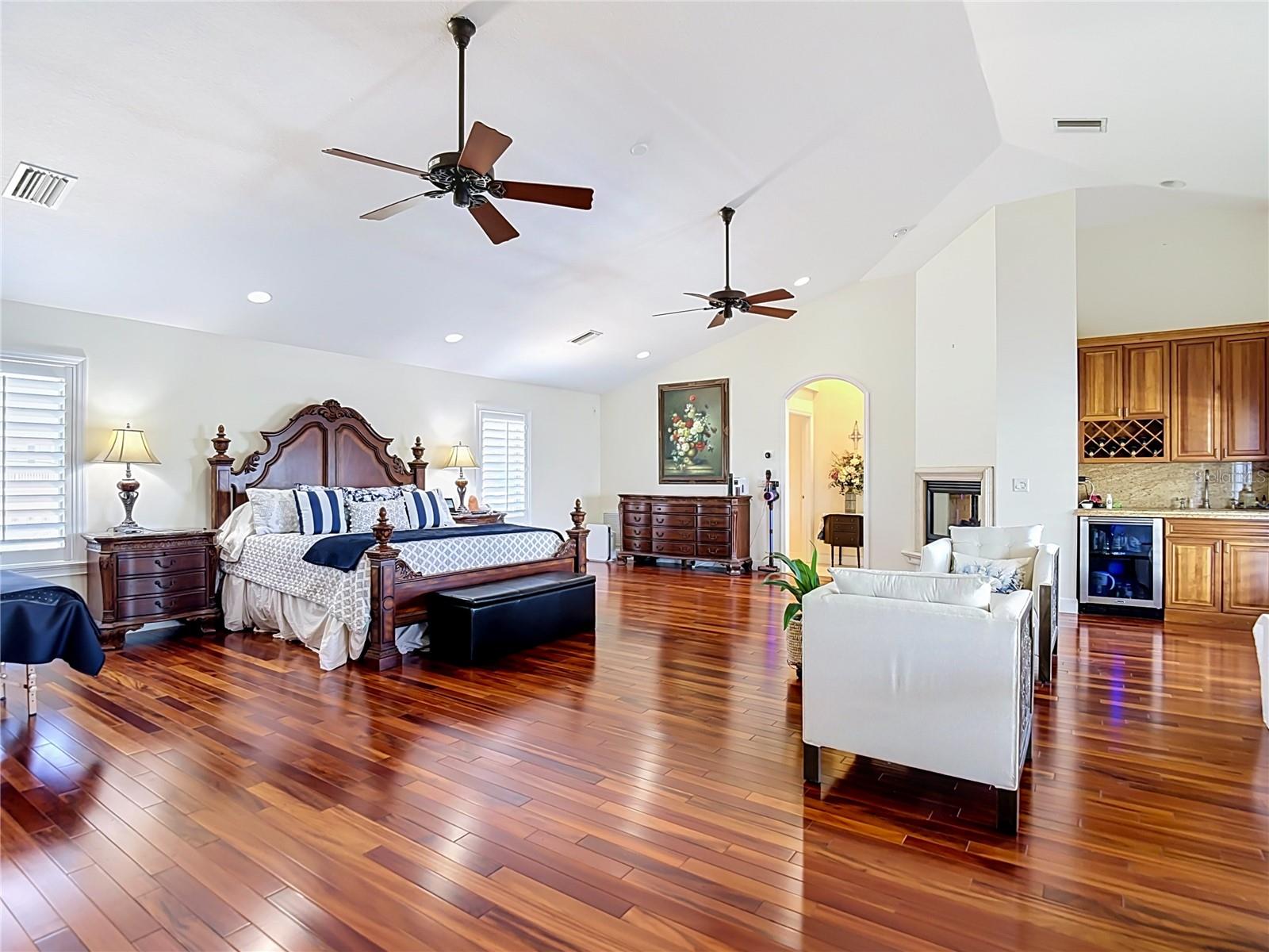 HERNANDO BEACH - Residential