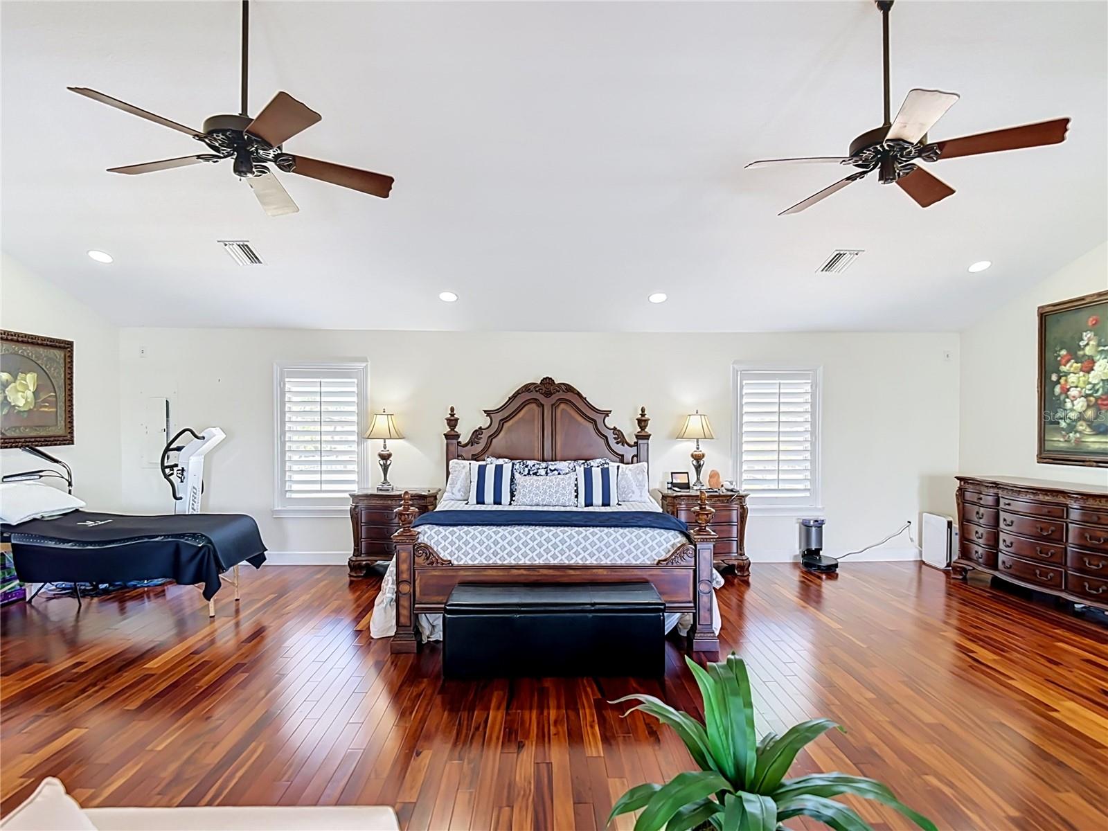 HERNANDO BEACH - Residential