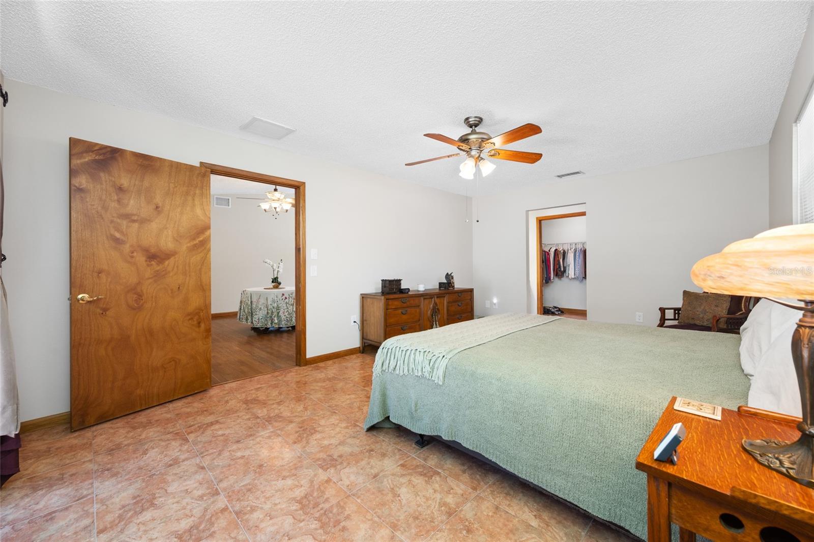 EAGLE CHASE - Residential