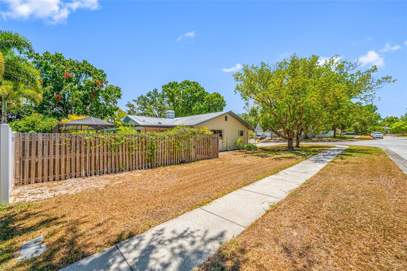 EAGLE CHASE - Residential