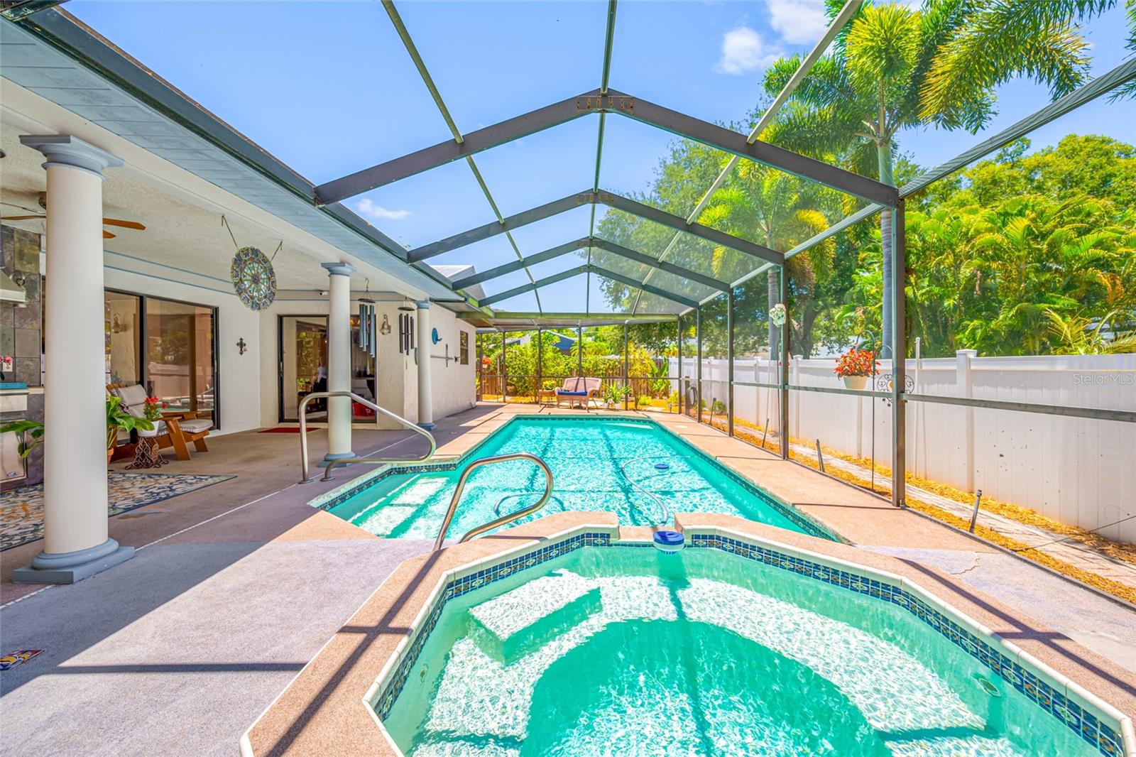 EAGLE CHASE - Residential