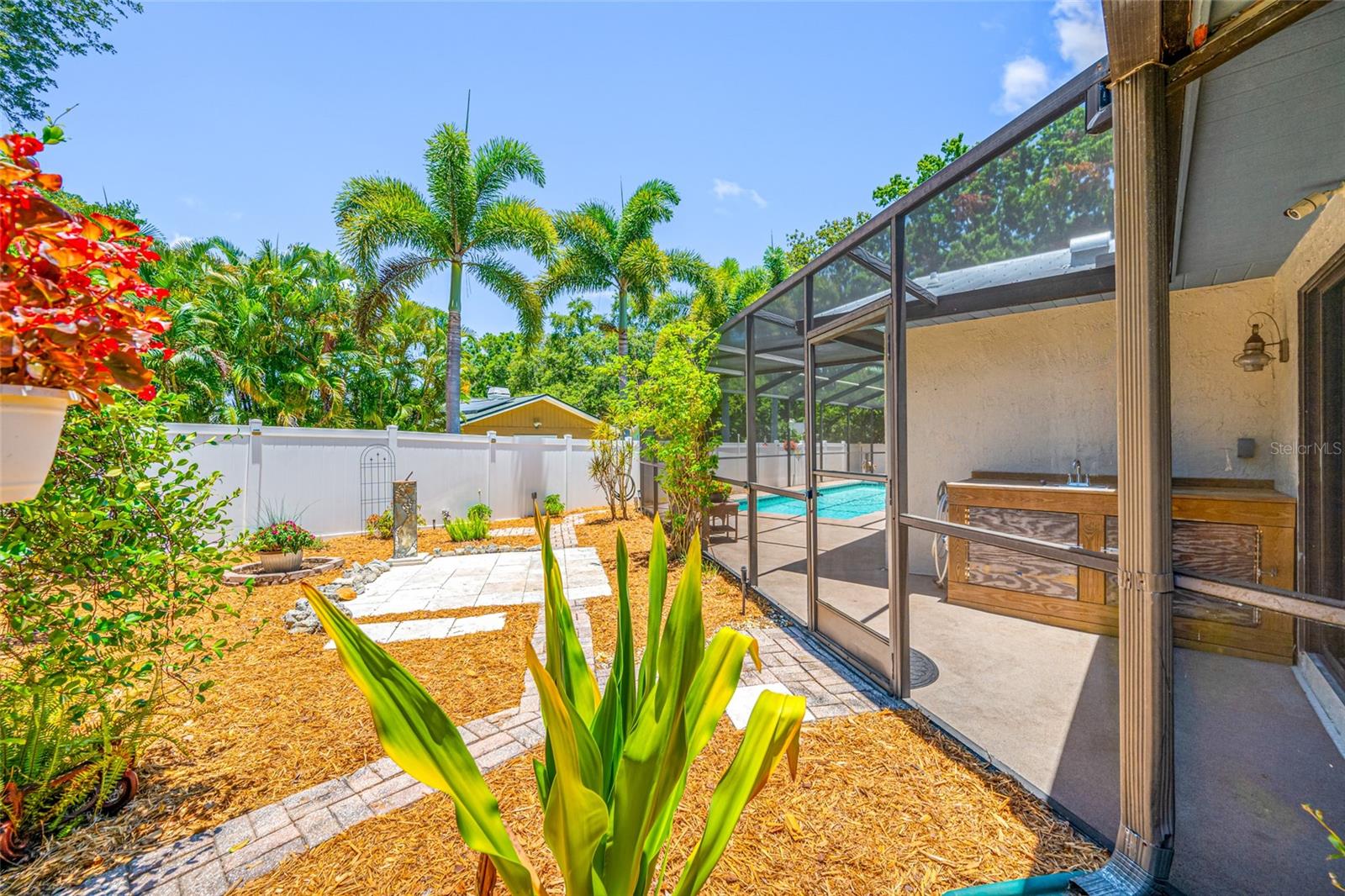 EAGLE CHASE - Residential