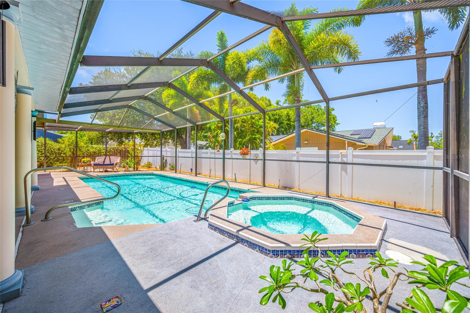 EAGLE CHASE - Residential