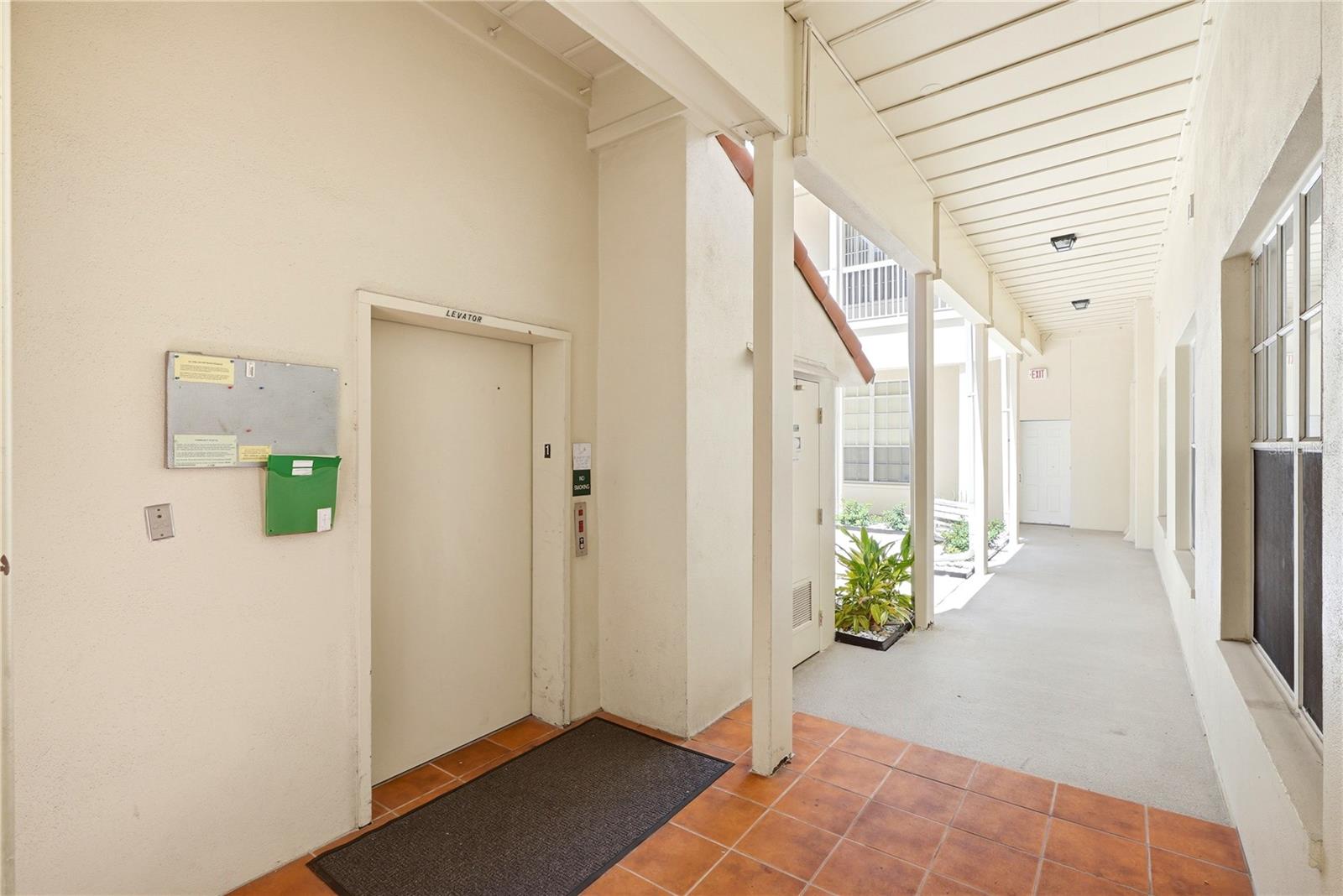 701 MIRROR LAKE CONDO - Residential