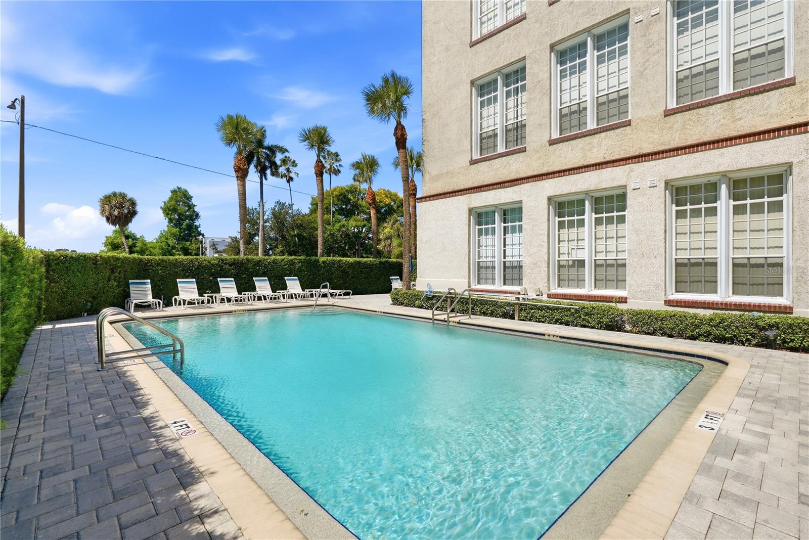 701 MIRROR LAKE CONDO - Residential