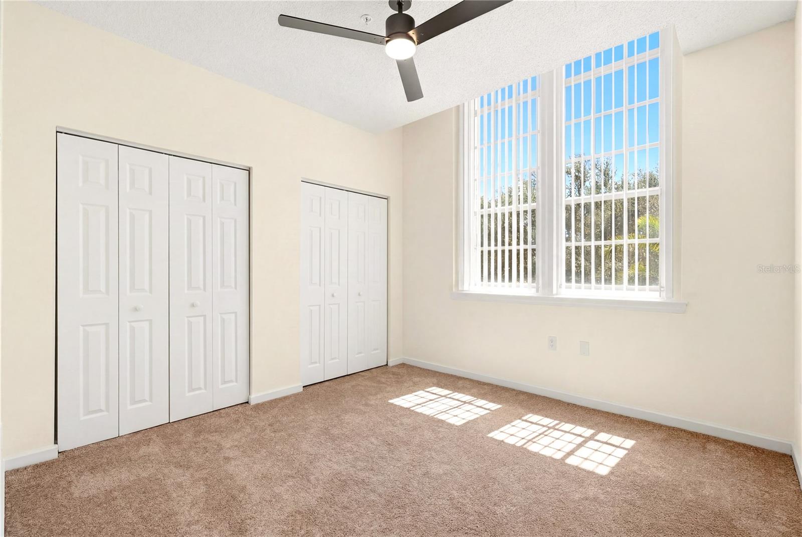 701 MIRROR LAKE CONDO - Residential