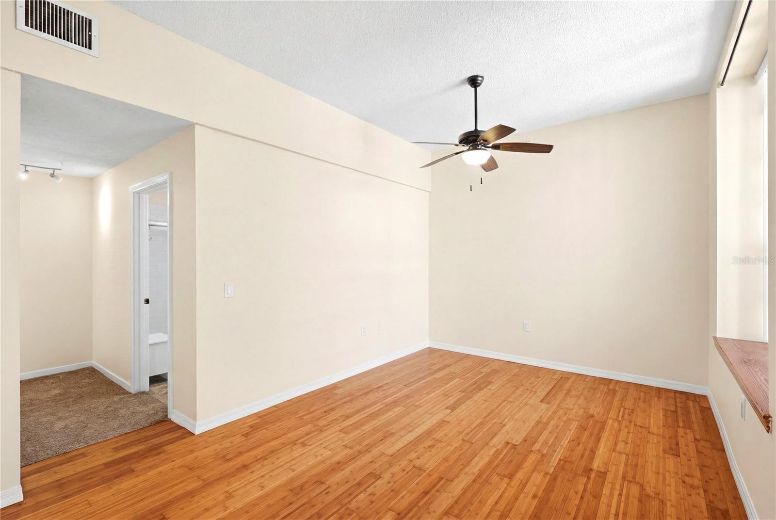 701 MIRROR LAKE CONDO - Residential