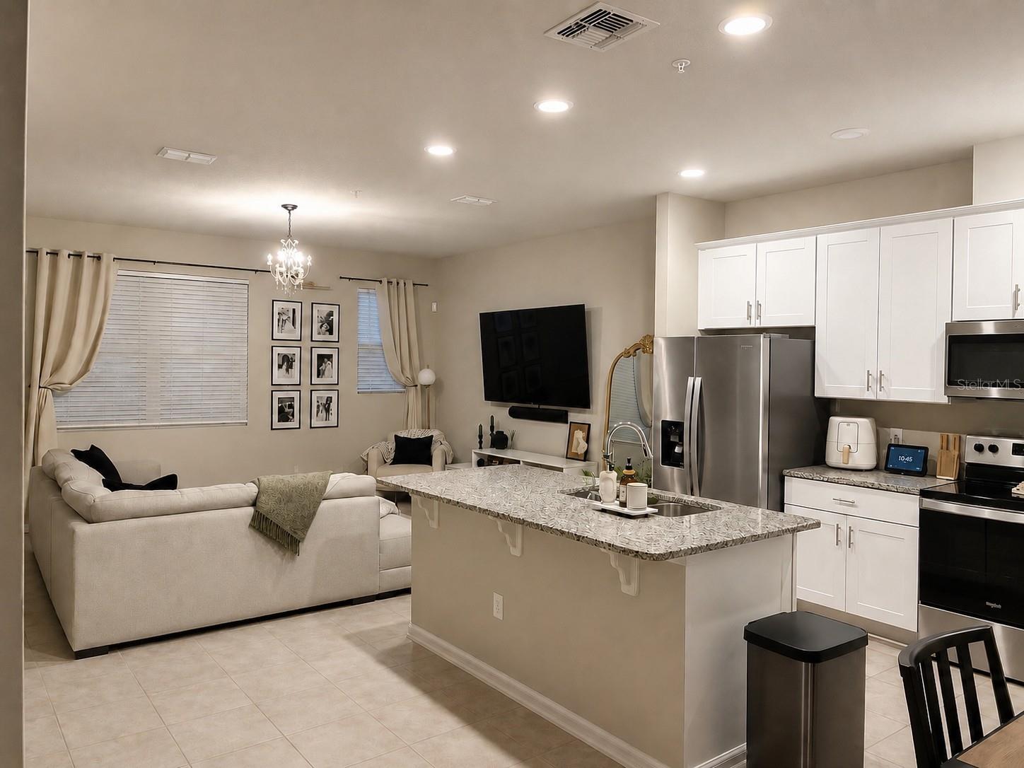 LEGACY PLACE - Residential