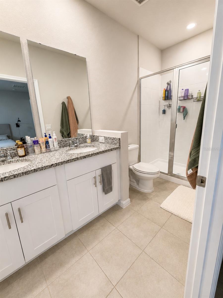 LEGACY PLACE - Residential