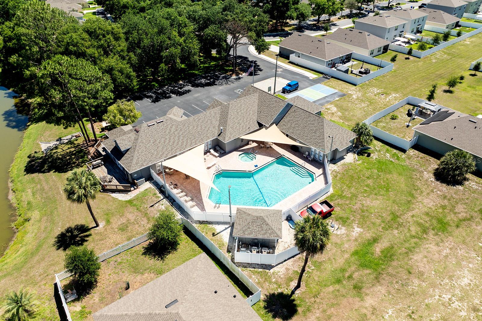 TAVARES BAYTREE PH 01 - Residential