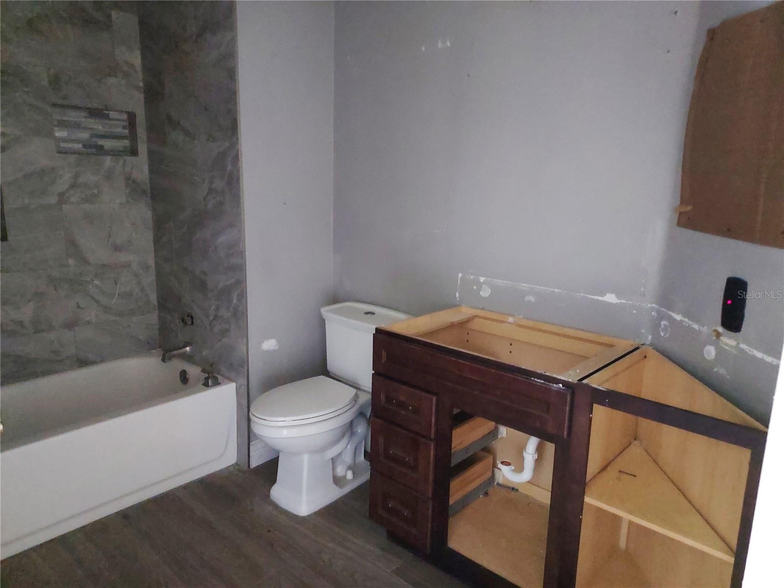 SOUTH POINTE PH 3A 3B - Residential