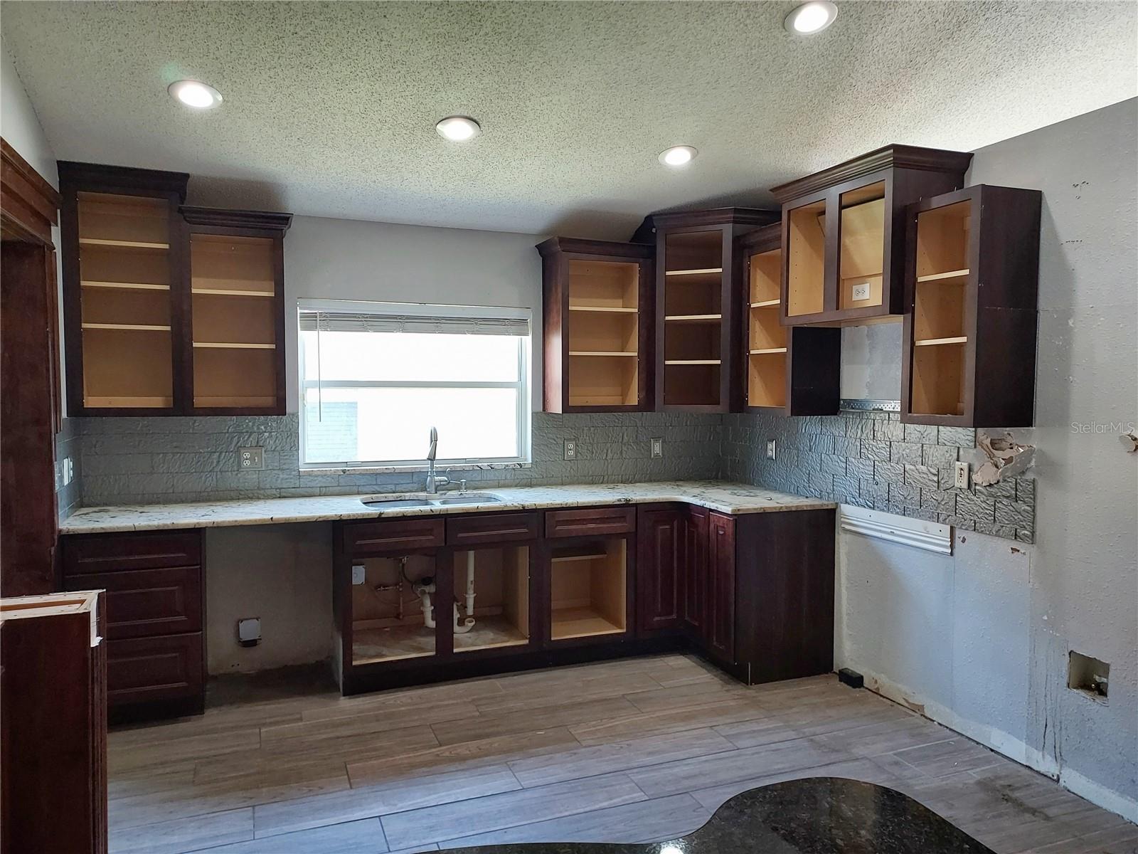 SOUTH POINTE PH 3A 3B - Residential
