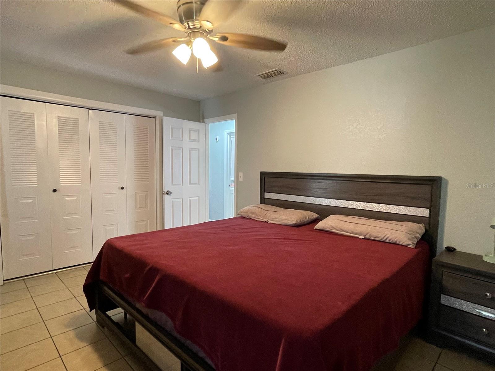 FOREST LAKE ESTATES - Residential Lease