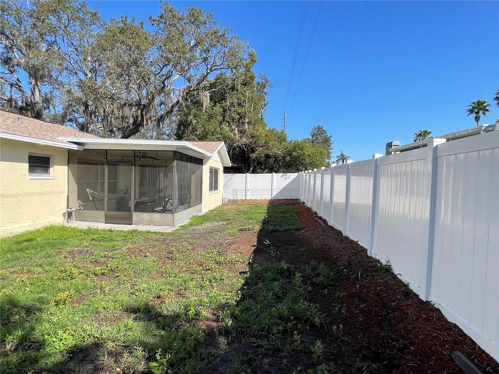 FOREST LAKE ESTATES - Residential Lease