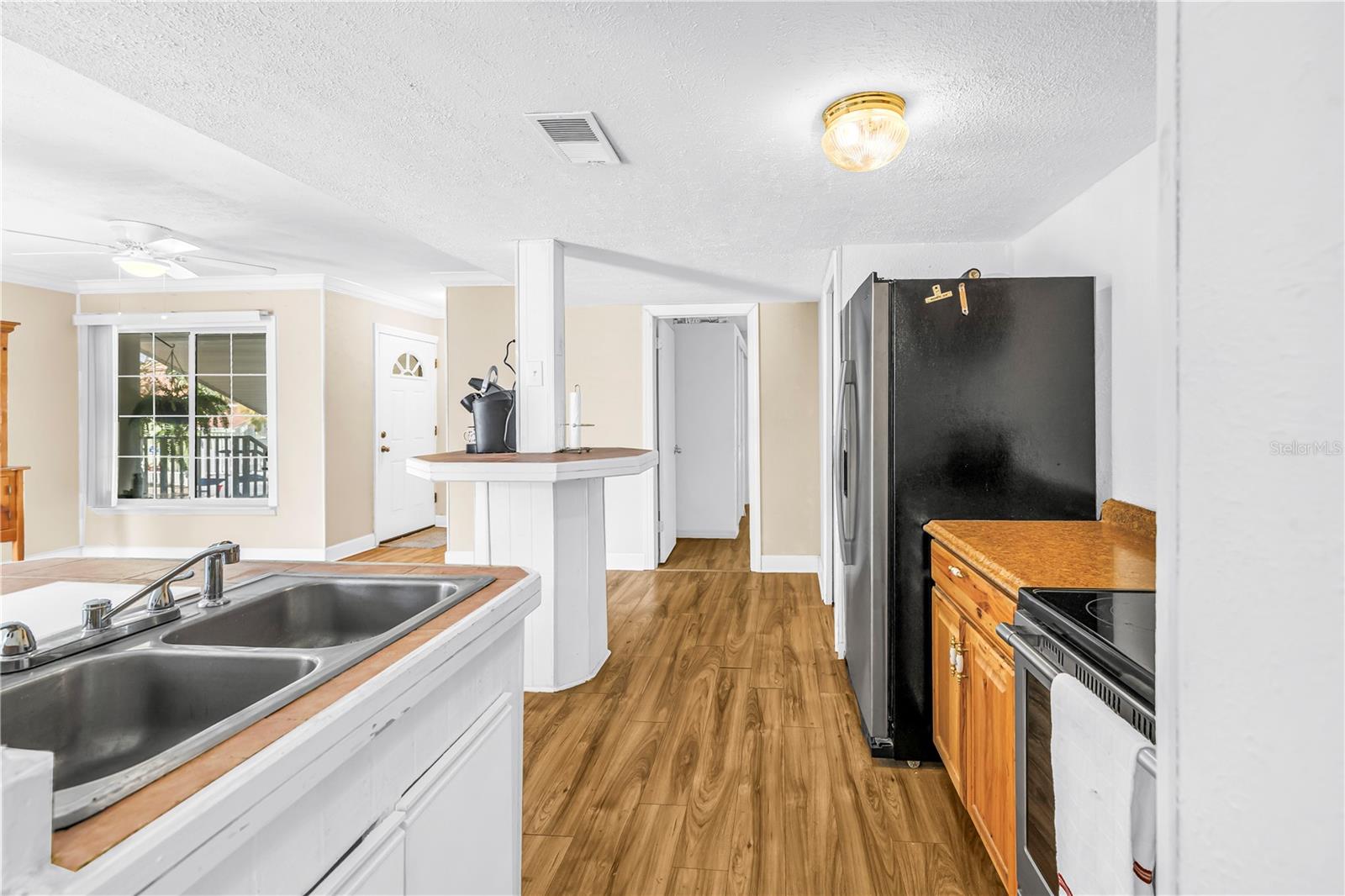 BERMUDA BAY BEACH CONDO - Residential