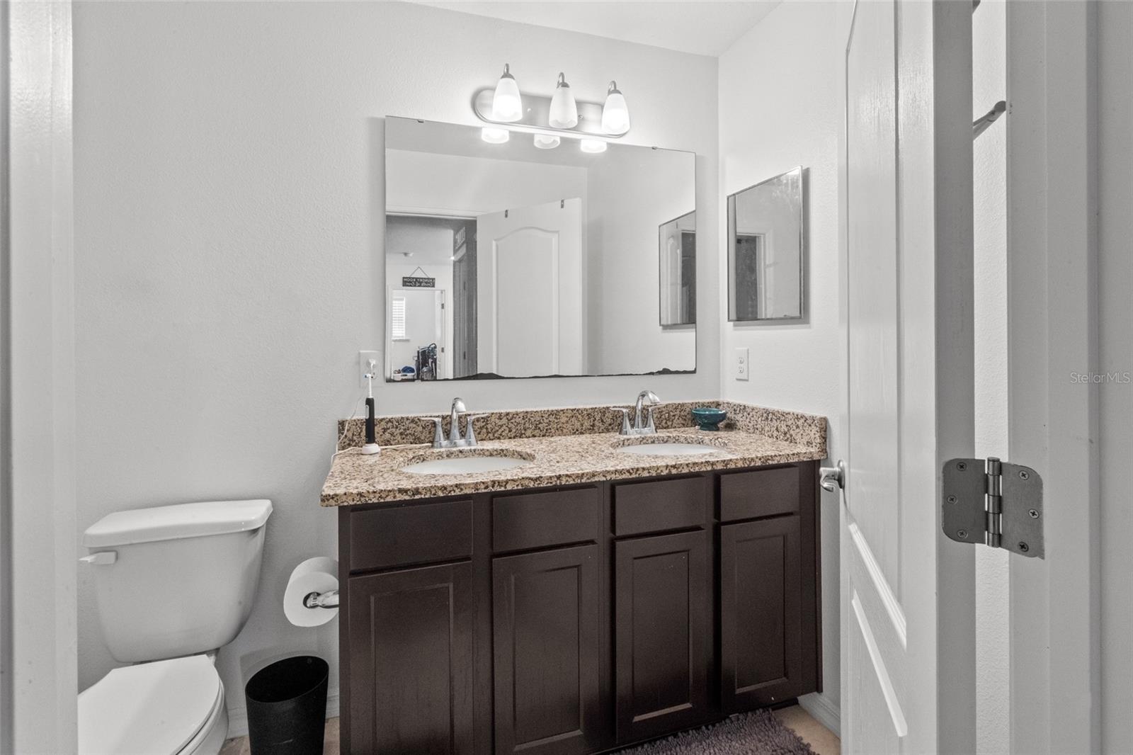 OAK PARK PH 2 PB 37 PG 39 - Residential