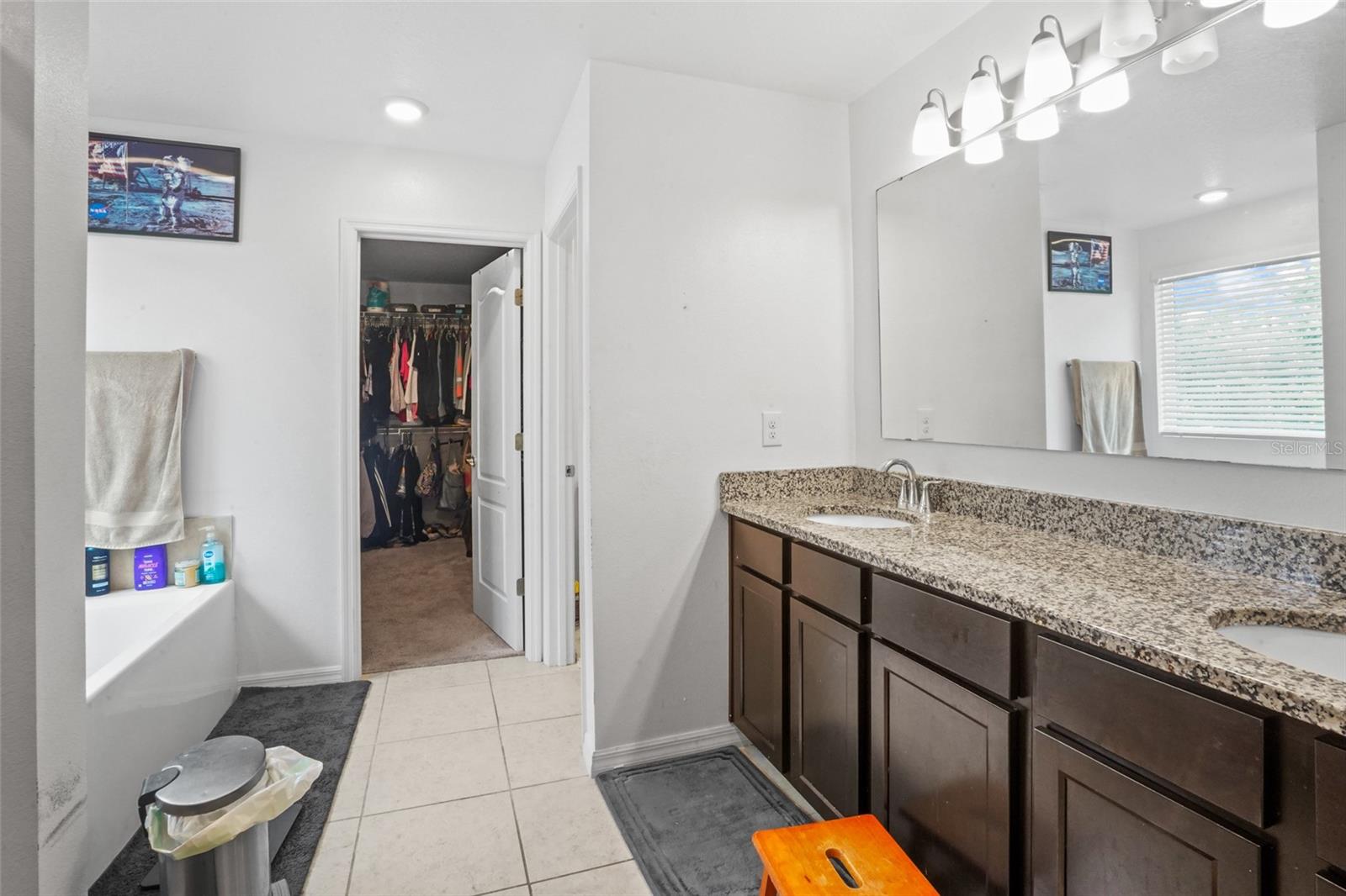 OAK PARK PH 2 PB 37 PG 39 - Residential
