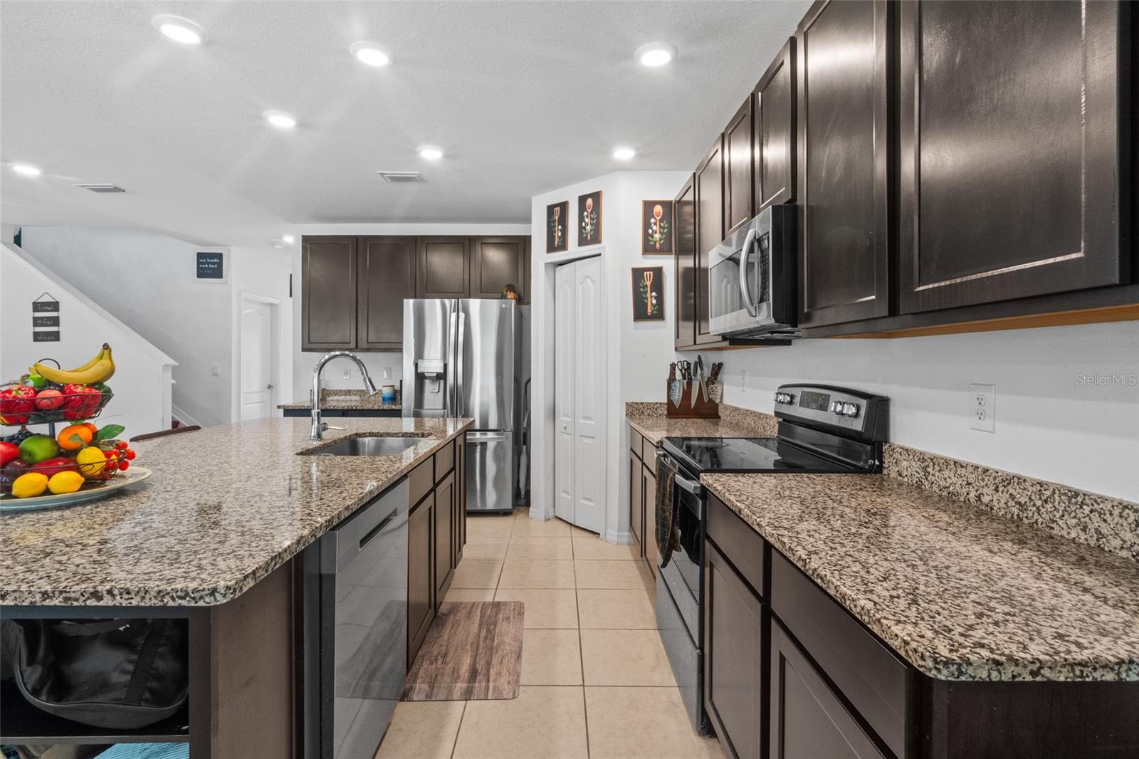 OAK PARK PH 2 PB 37 PG 39 - Residential