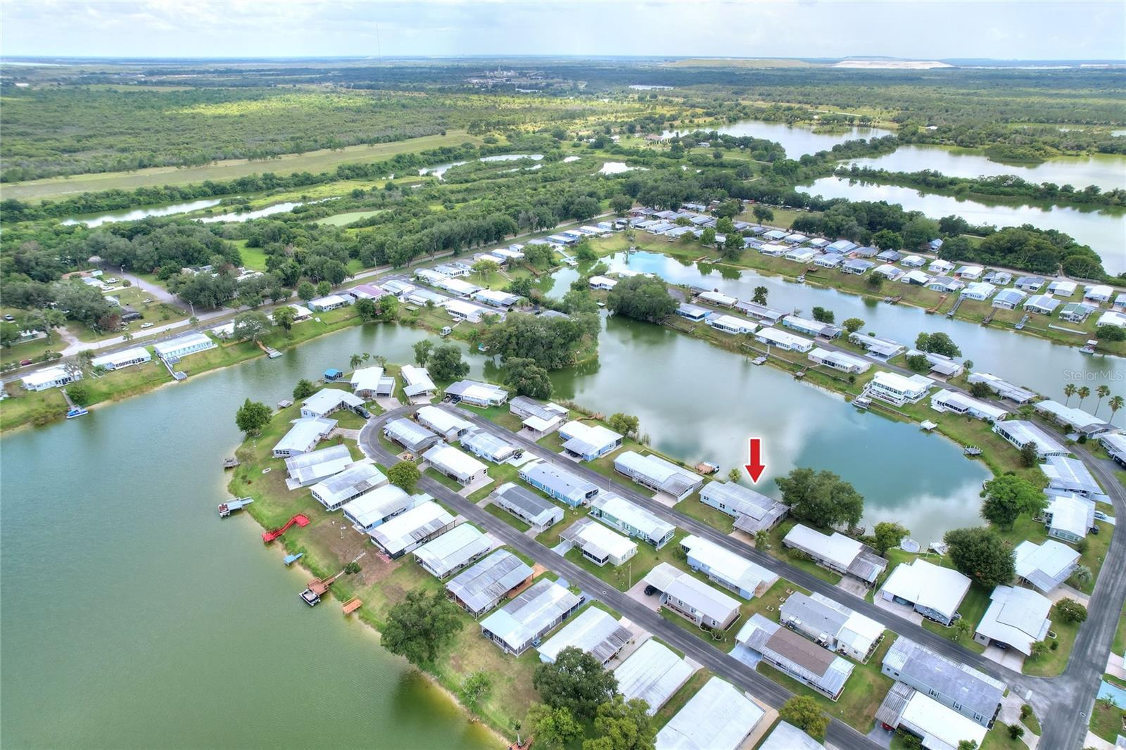 FLORAL LAKES - Residential