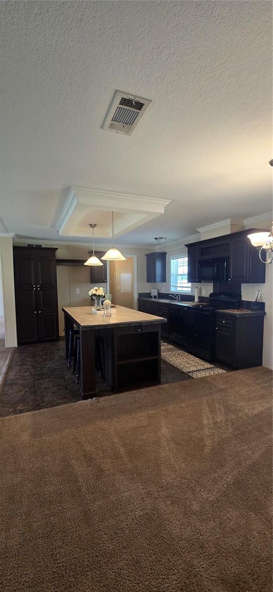CAREY GROVES - Residential