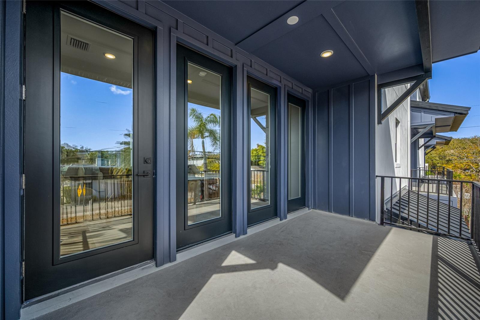 BLANC TOWNHOMES - Residential